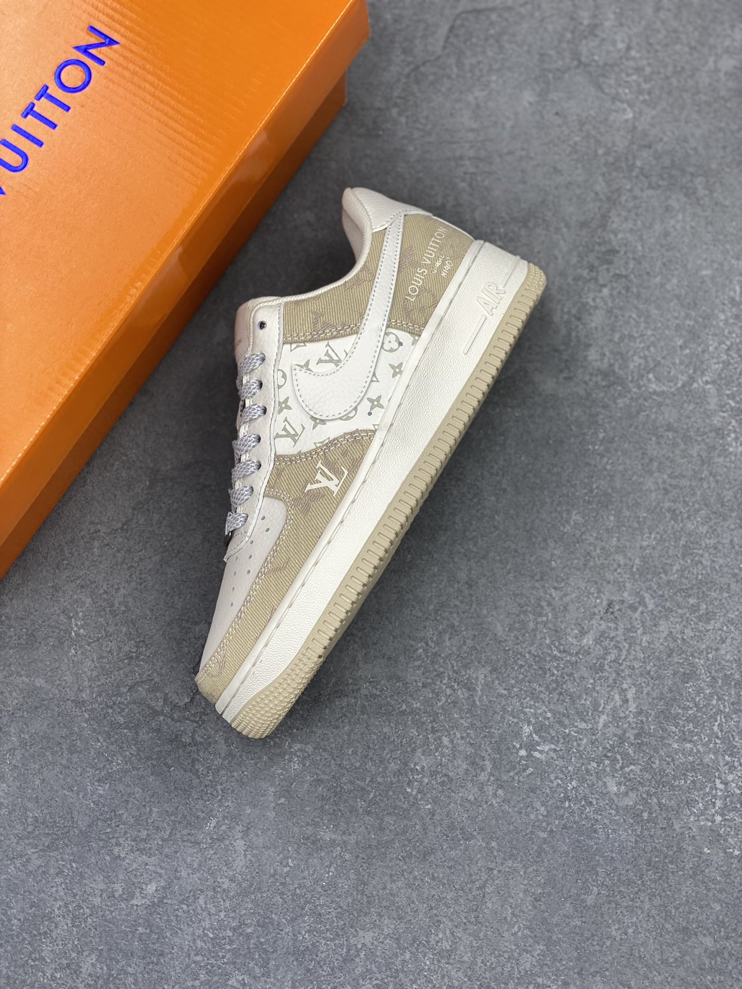 Nike Air Force 1 '07 Low Louis Vuitton Collab Sneakers - Khaki/Denim Edition 21 i1711650143 5807 2
