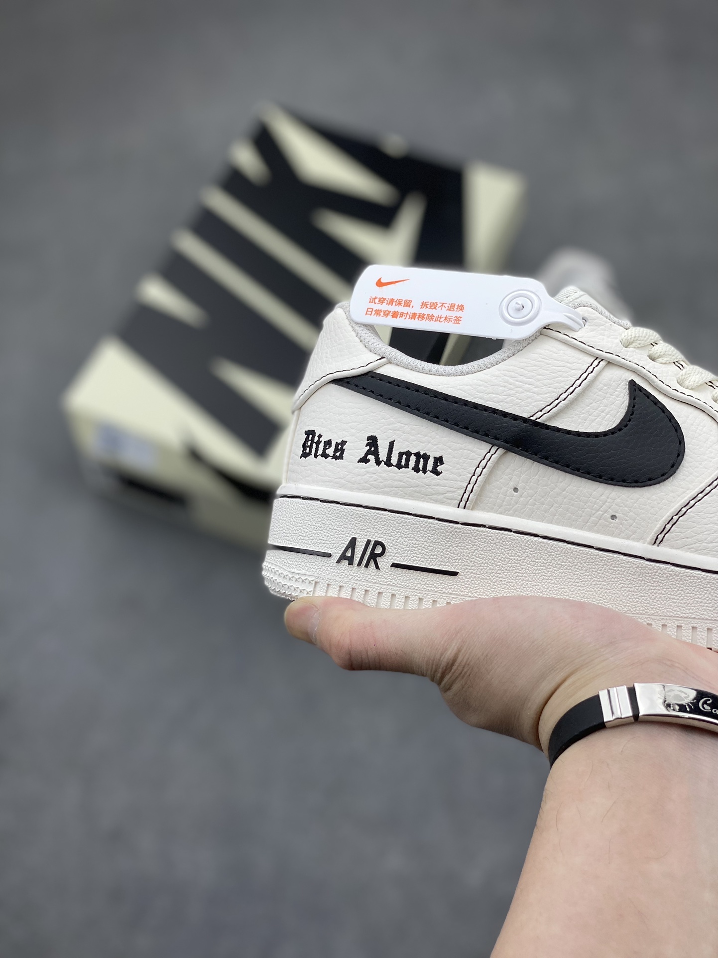 Vlone x Nike Air Force 1 '07 Low White/Black Casual Sneakers AA5360-002 6 i1711650390 3710 0