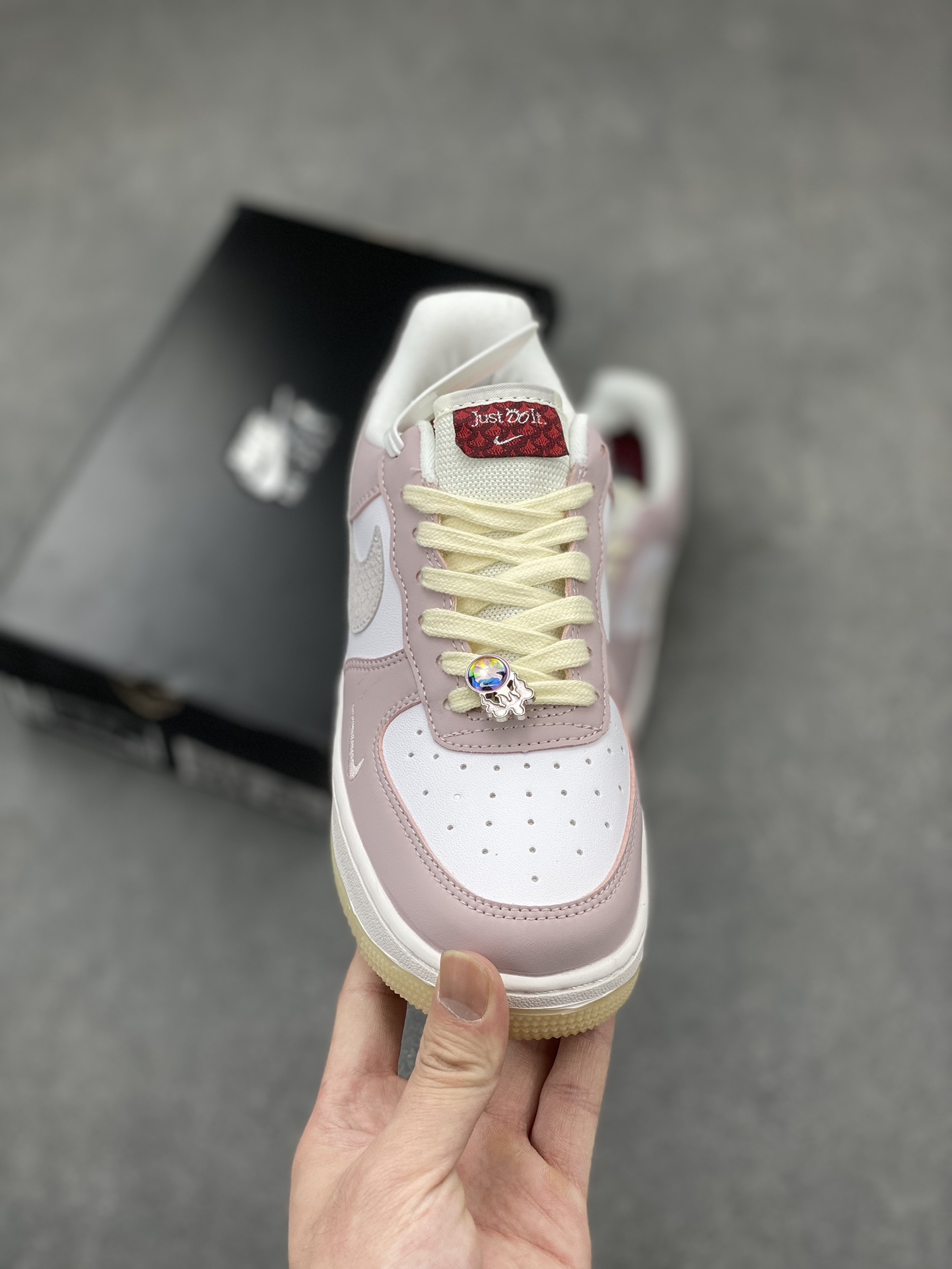 Nike Air Force 1 '07 Low 'Year of The Dragon' Casual Sneakers 3 i1711650697 8285 3