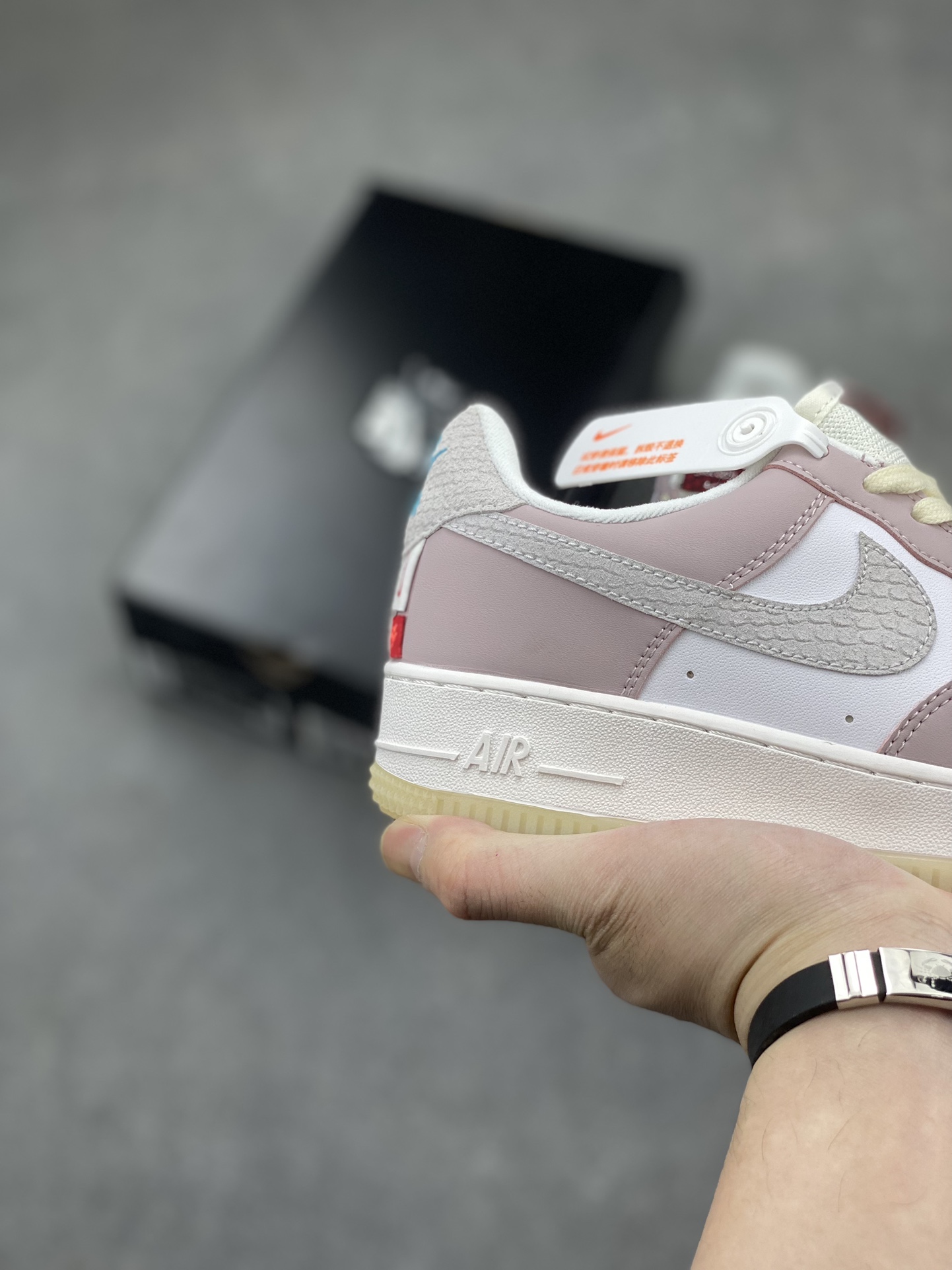 Nike Air Force 1 '07 Low 'Year of The Dragon' Casual Sneakers 6 i1711650697 9036 8