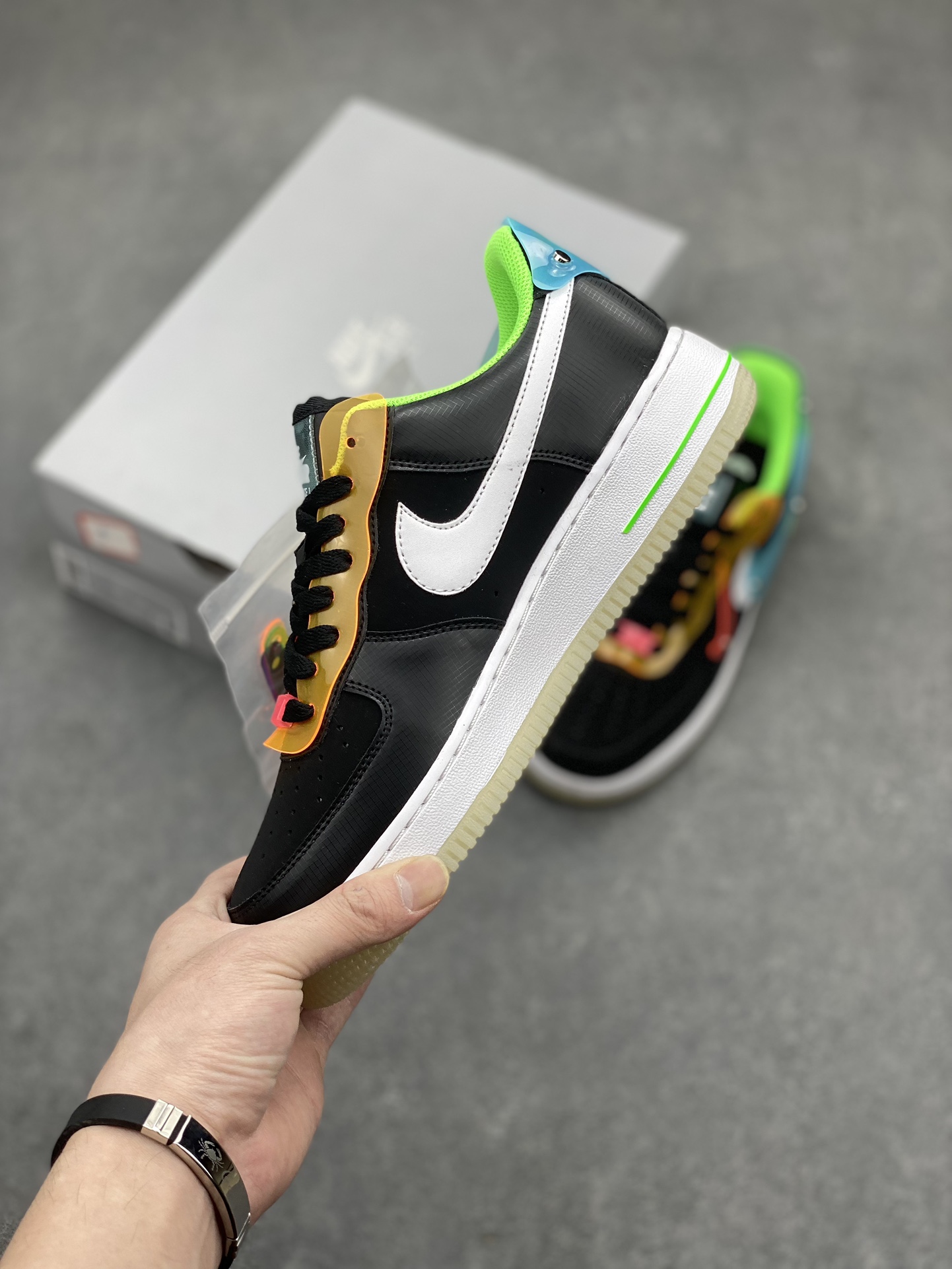 Nike Air Force 1 Low Removable Swoosh Sneakers DO7085-011 4 i1711742582 5340 0