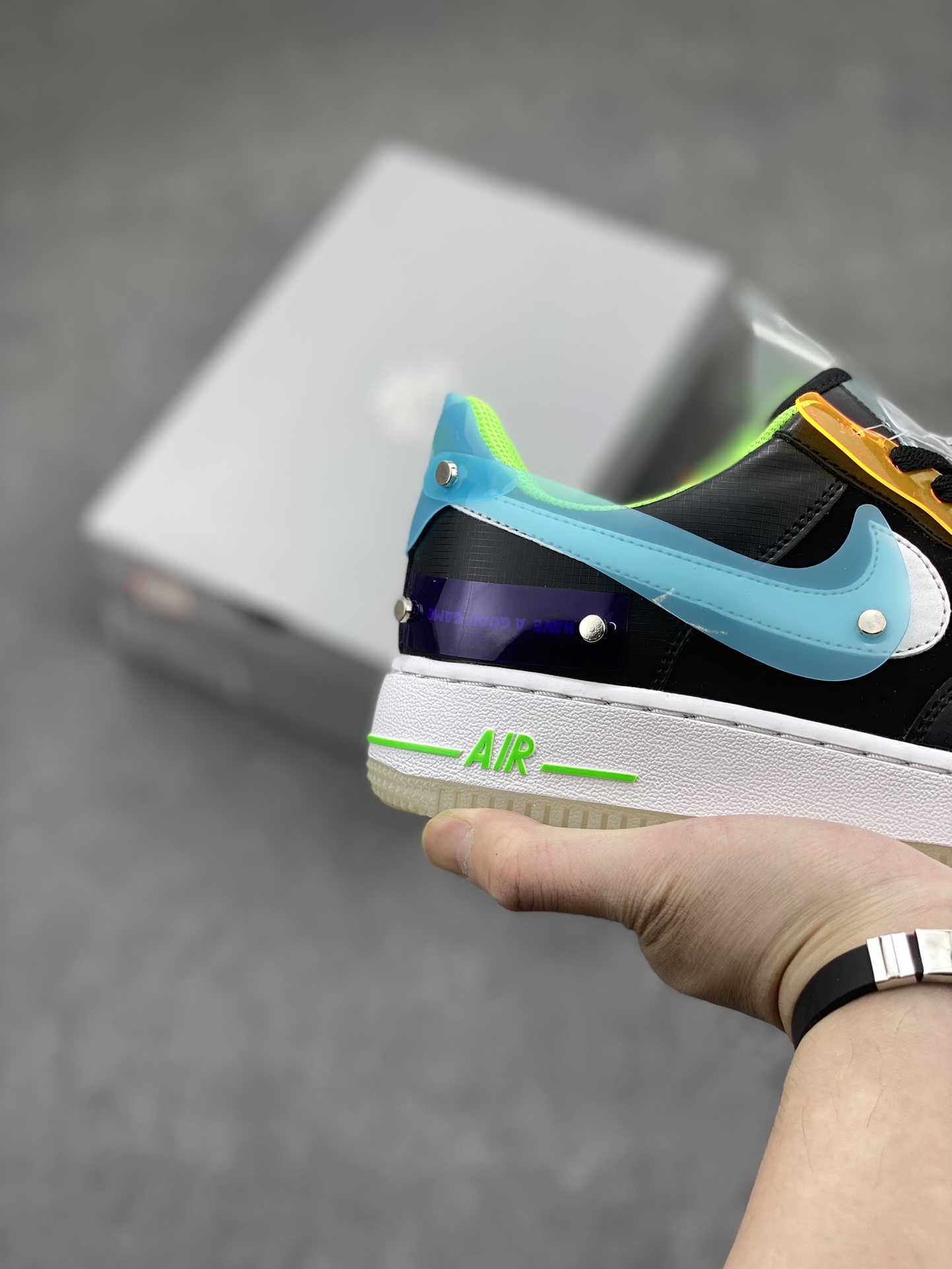 Nike Air Force 1 Low Removable Swoosh Sneakers DO7085-011 6 i1711742582 6913 7