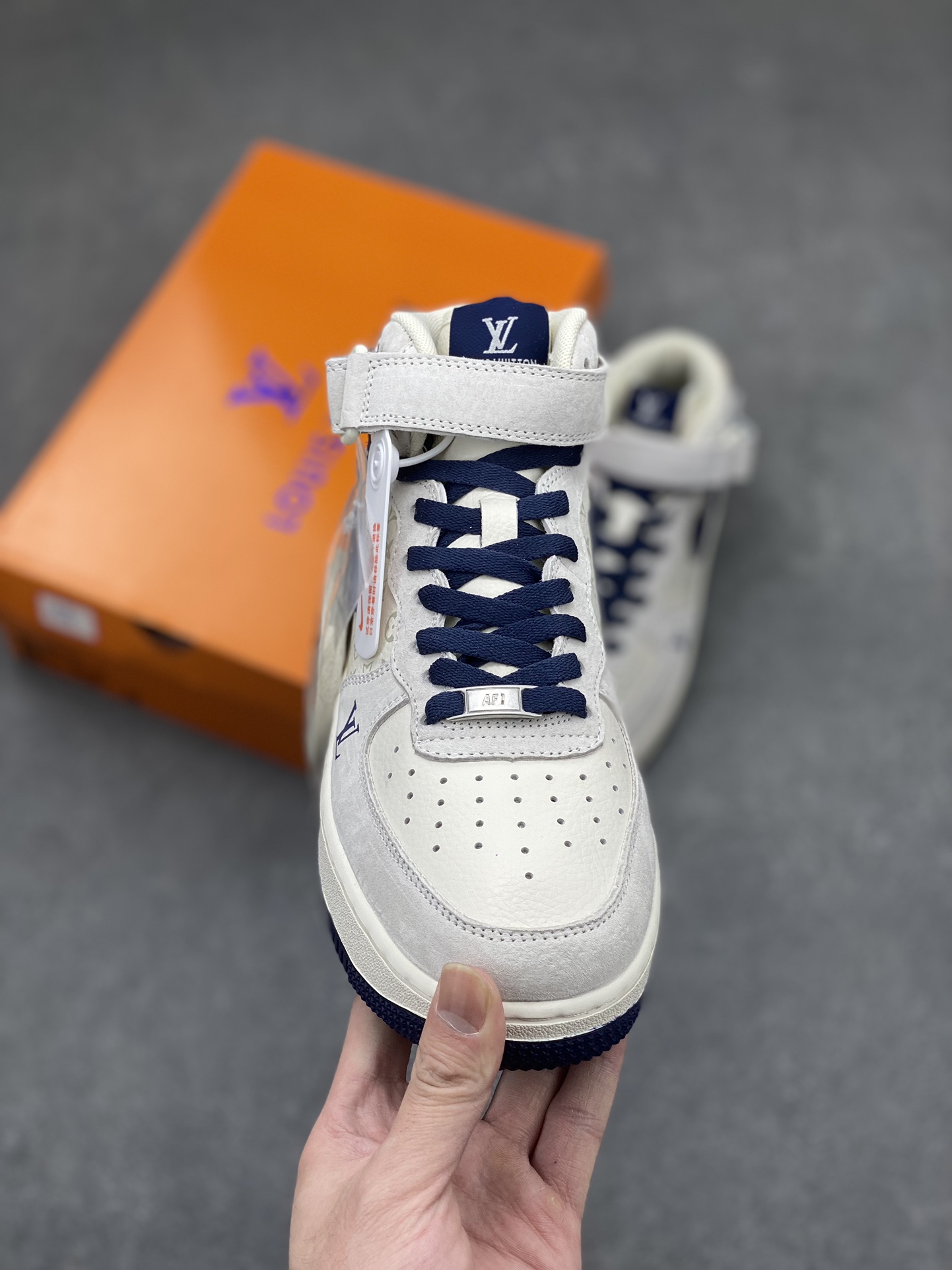 Nike Air Force 1 Mid '07 Low Louis Vuitton Grey Blue Pig Print 3 i1711824752 5496 0