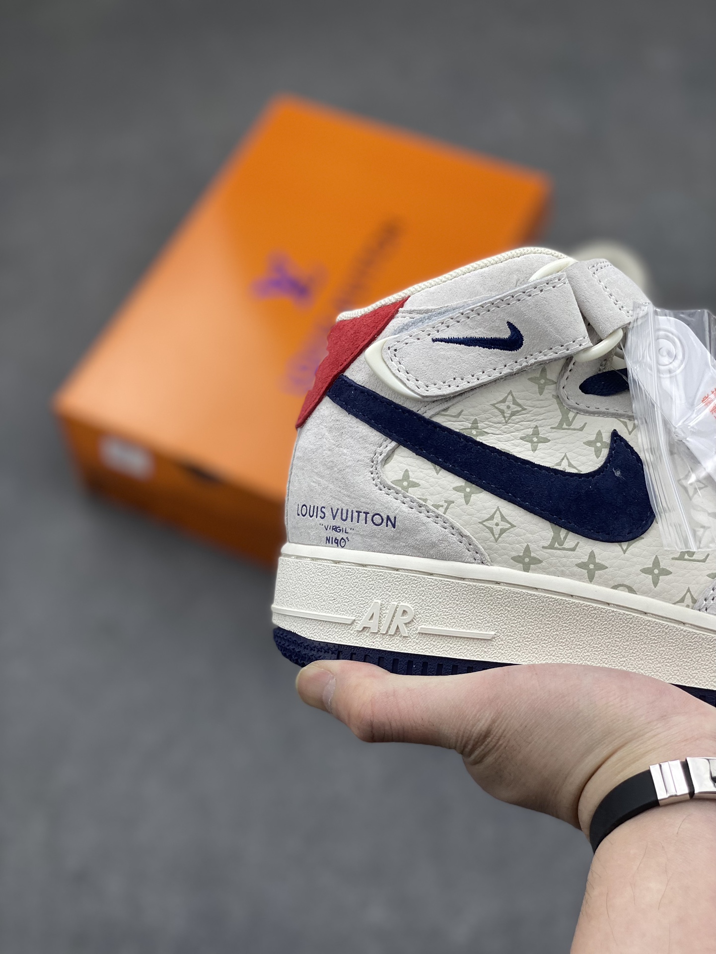 Nike Air Force 1 Mid '07 Low Louis Vuitton Grey Blue Pig Print 6 i1711824753 8810 0