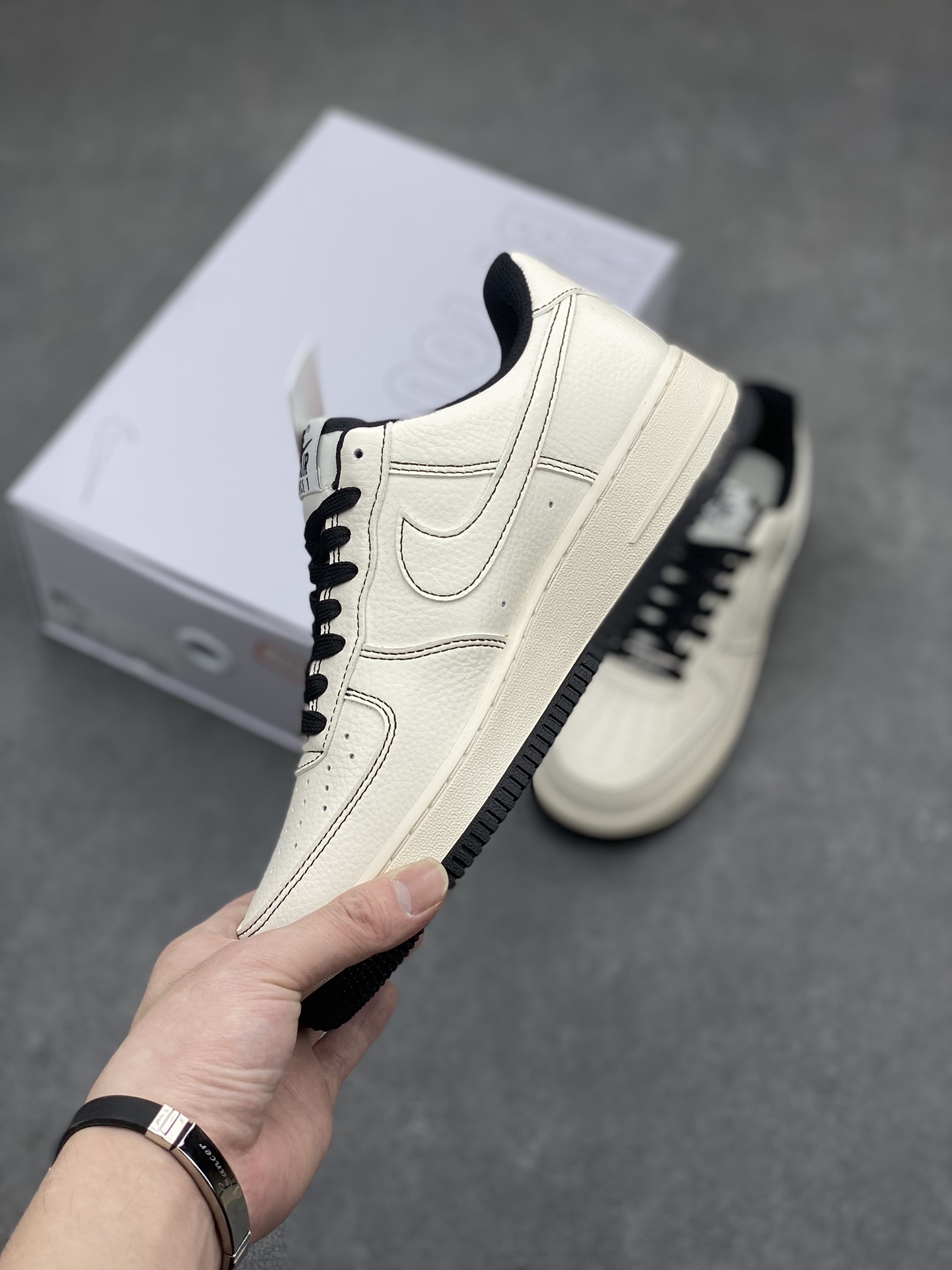 Nike Air Force 1 '07 Low Custom White Casual Sneakers CW2288-111 4 i1711914935 3358 2