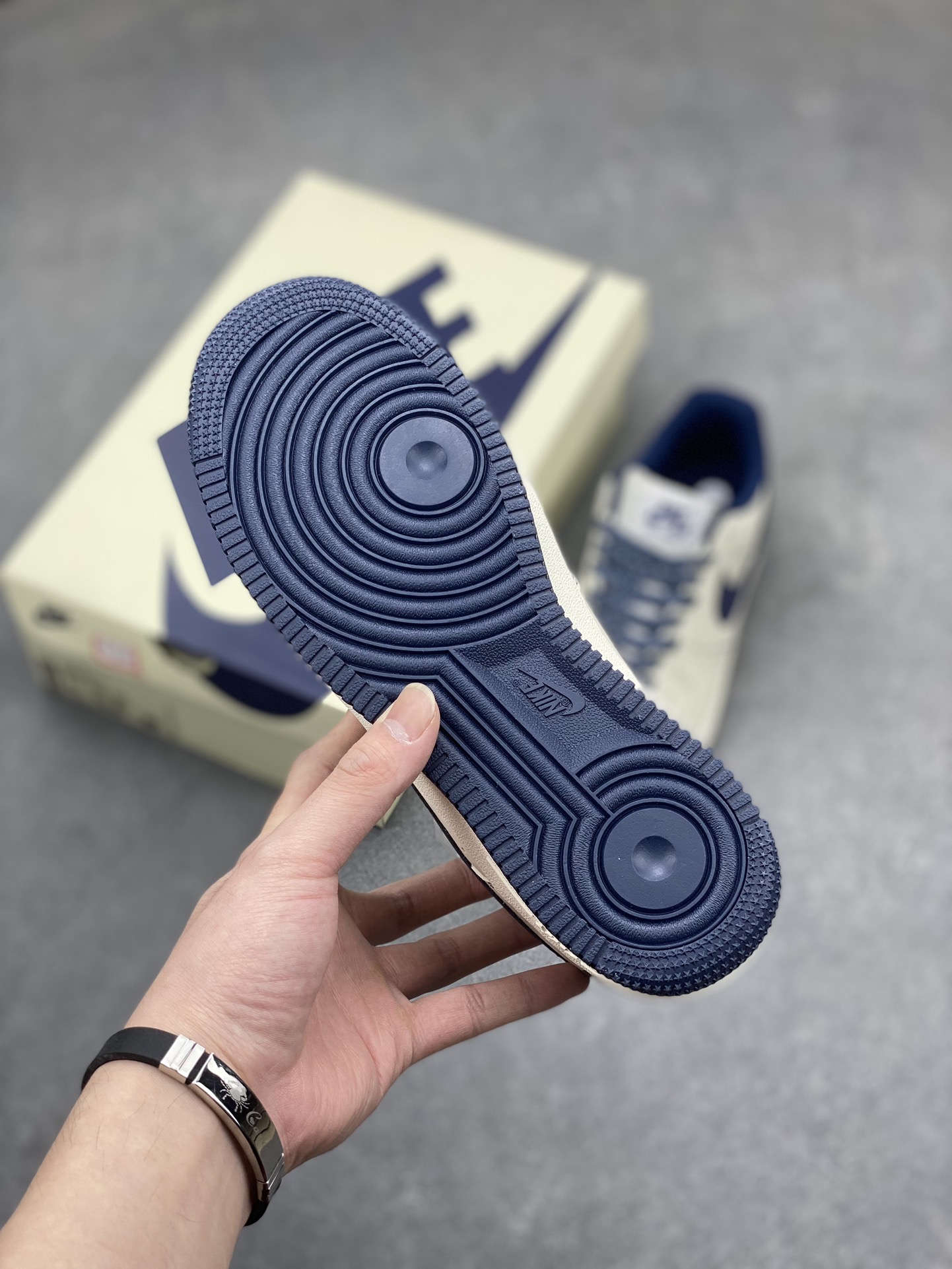 Undefeated x Nike Air Force 1 Low Cream/Navy Limited Edition Sneakers 7 i1711995737 1792 1