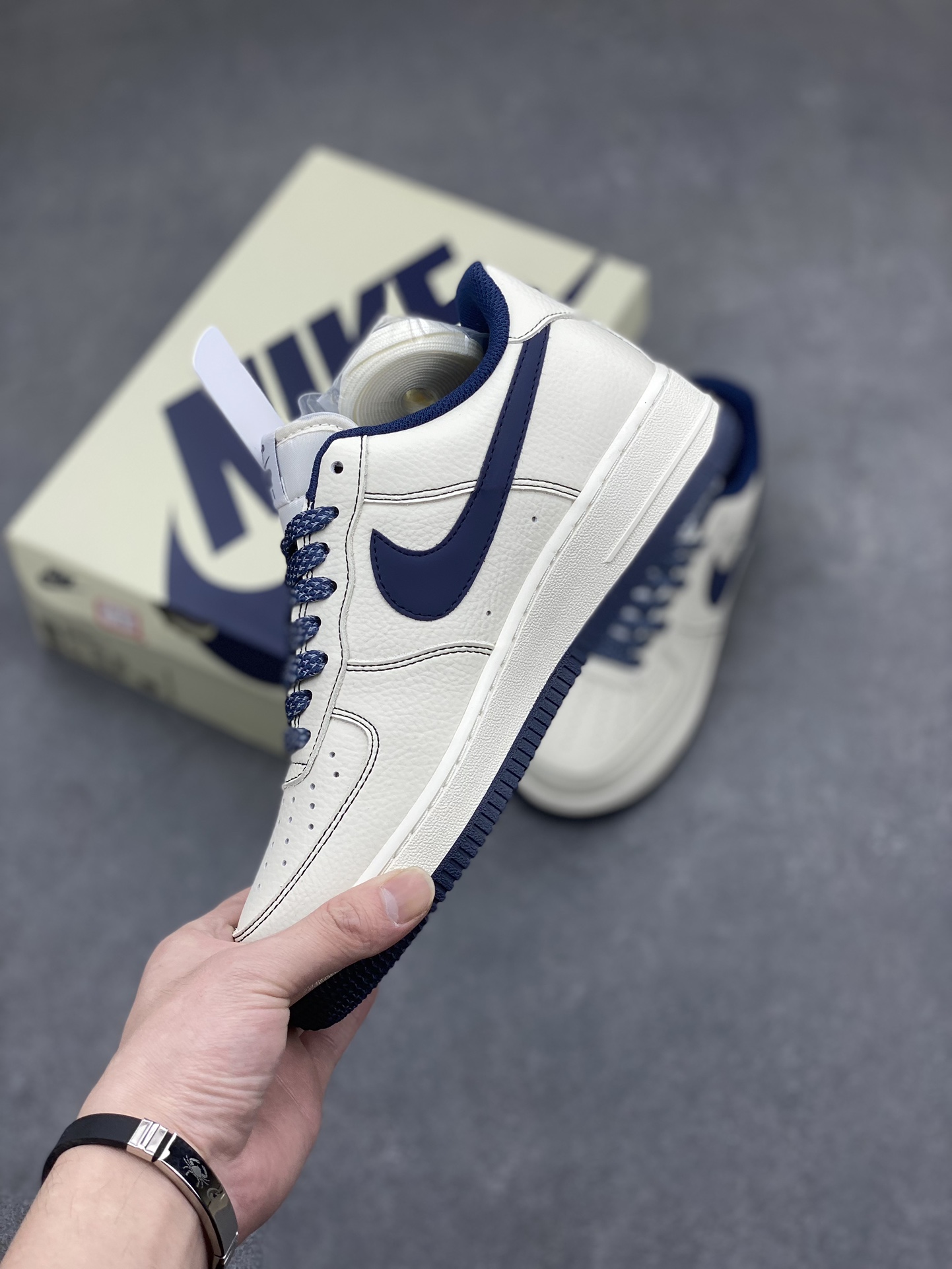 Undefeated x Nike Air Force 1 Low Cream/Navy Limited Edition Sneakers 4 i1711995737 2317 5