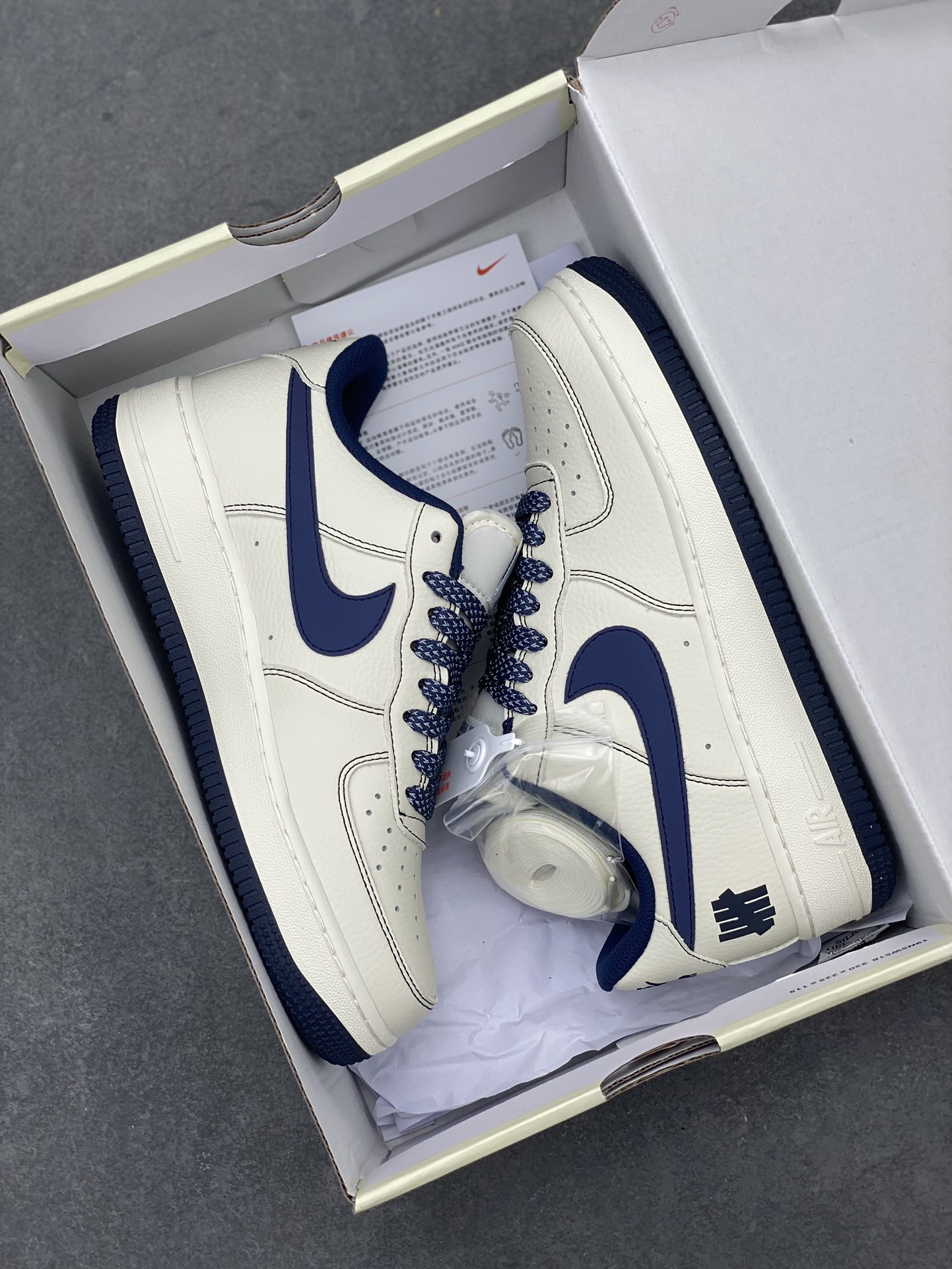 Undefeated x Nike Air Force 1 Low Cream/Navy Limited Edition Sneakers 10 i1711995738 3624 8