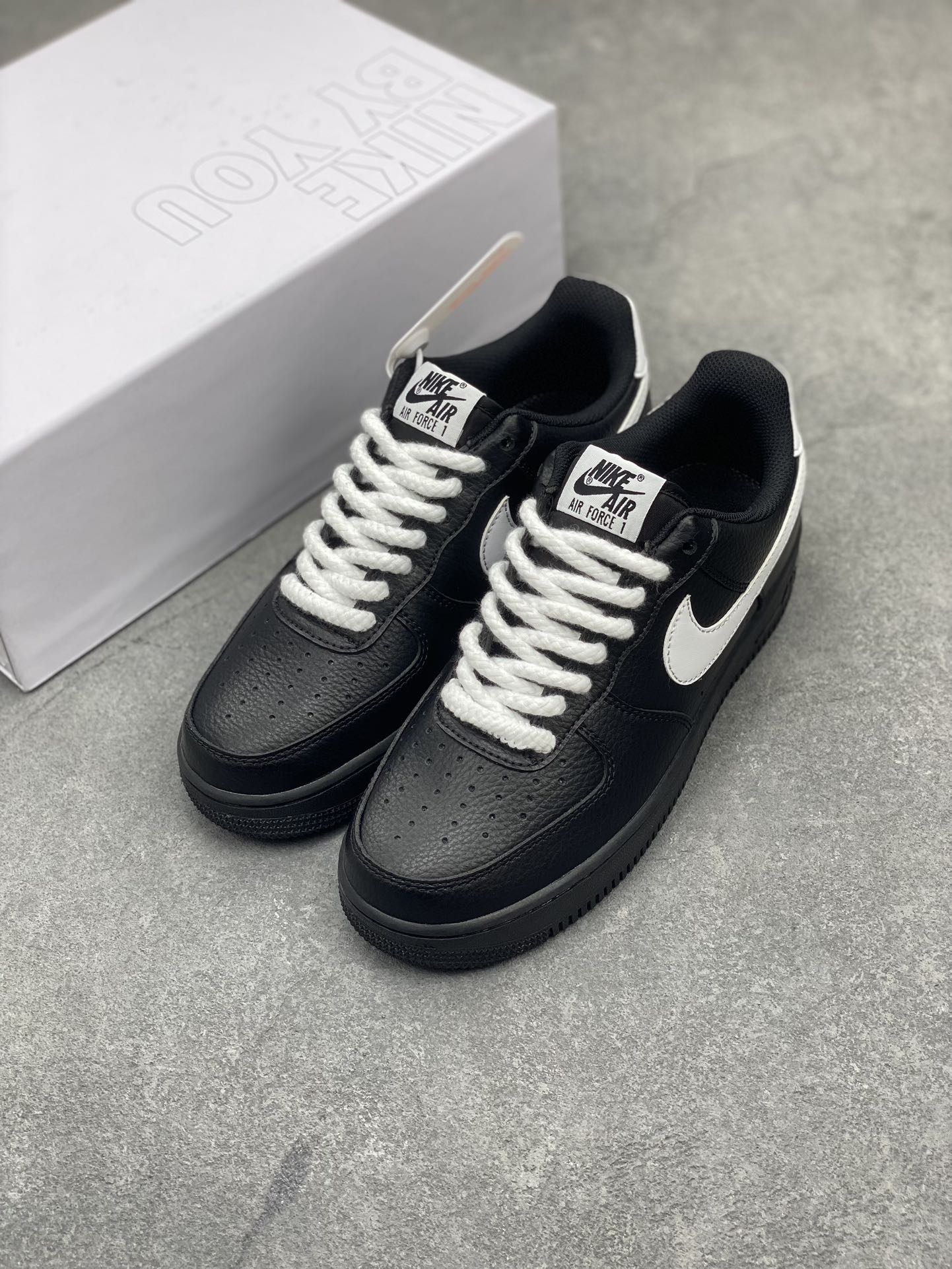 Nike Air Force 1 Low Black/White: Original Design, Comfortable & Durable 9 i1712085953 8514 7