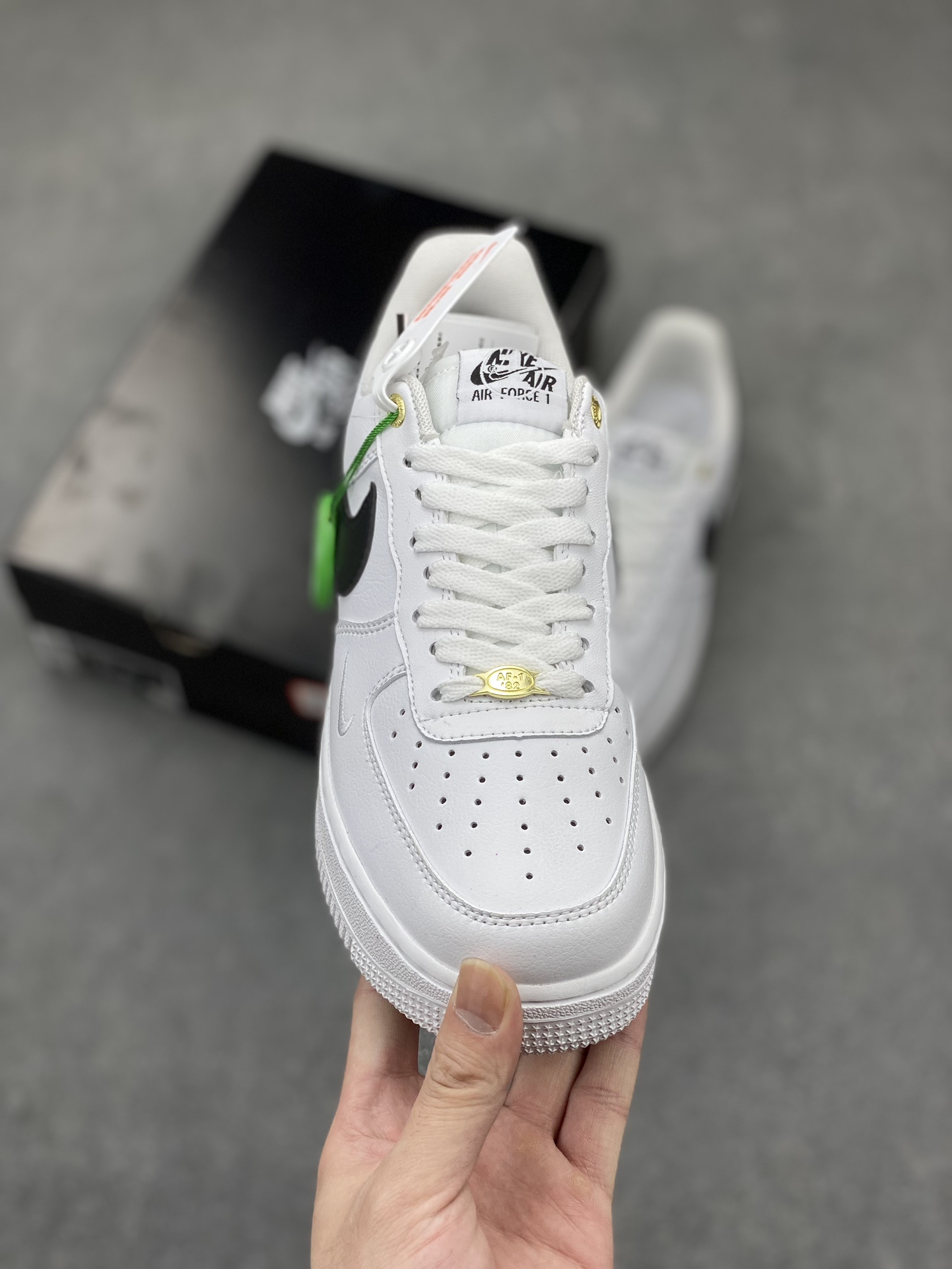 Nike Air Force 1 Low '07 White Black Casual Sneakers DQ7582-101 3 i1712250221 5733 5