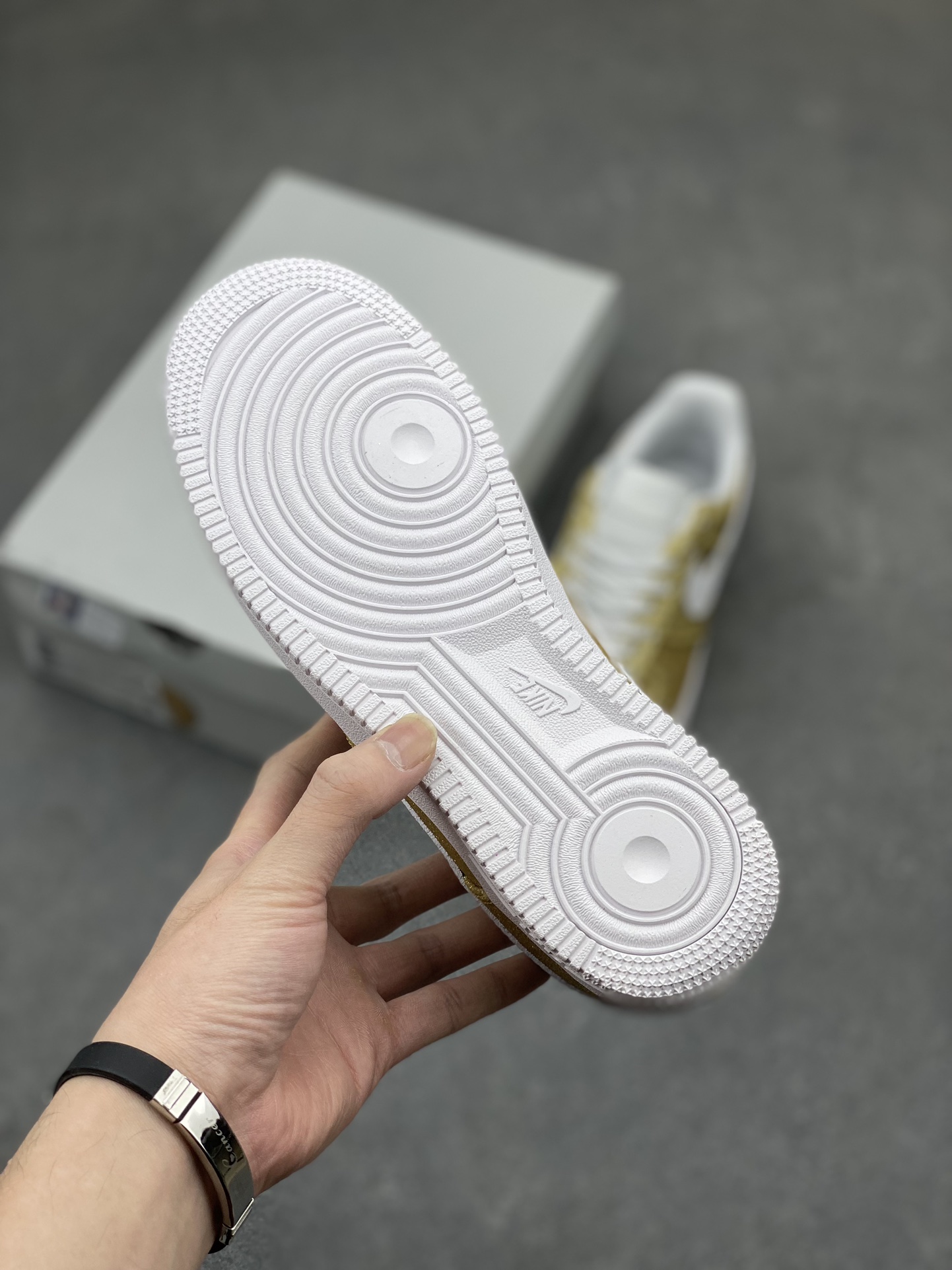Nike Air Force 1 Low Gold Glitter Sneakers - Women's Fashion Shoes 7 i1712436295 8285 4