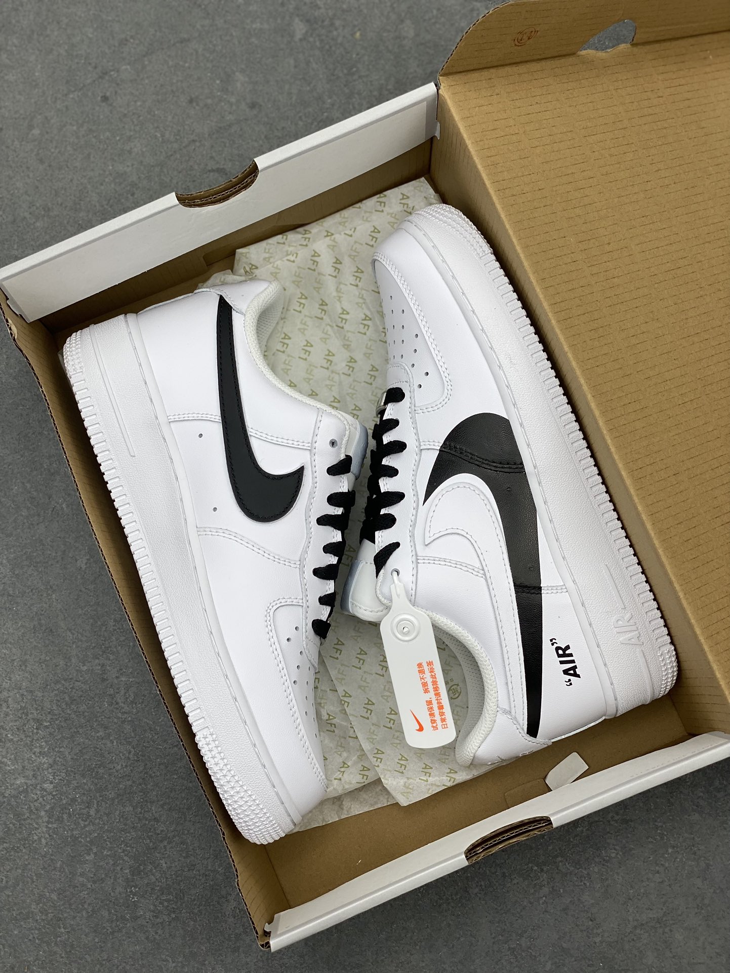 Nike Air Force 1 Low '07 Black/White: Iconic Style with Premium Comfort 10 i1712436328 5842 0