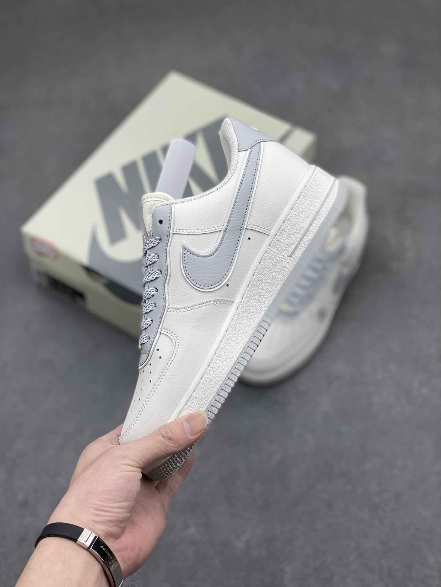 Nike Air Force 1 Low Stussy Custom Sneakers Gray Reflective CZ9183-001 4 i1712436455 7555 1