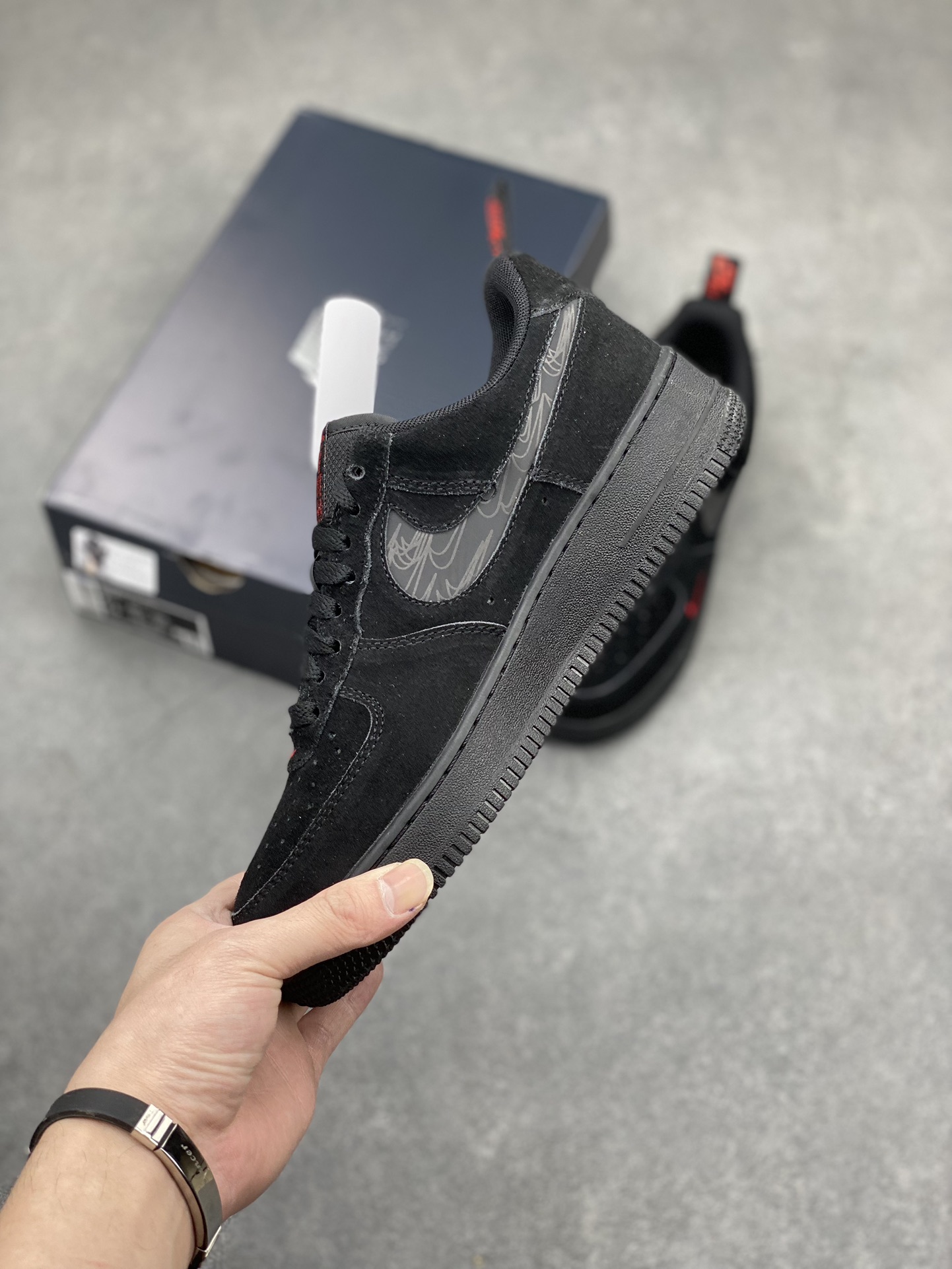 Nike Air Force 1 Low Black Red Swoosh Casual Sneakers DZ4514-001 4 i1712523271 1646 3