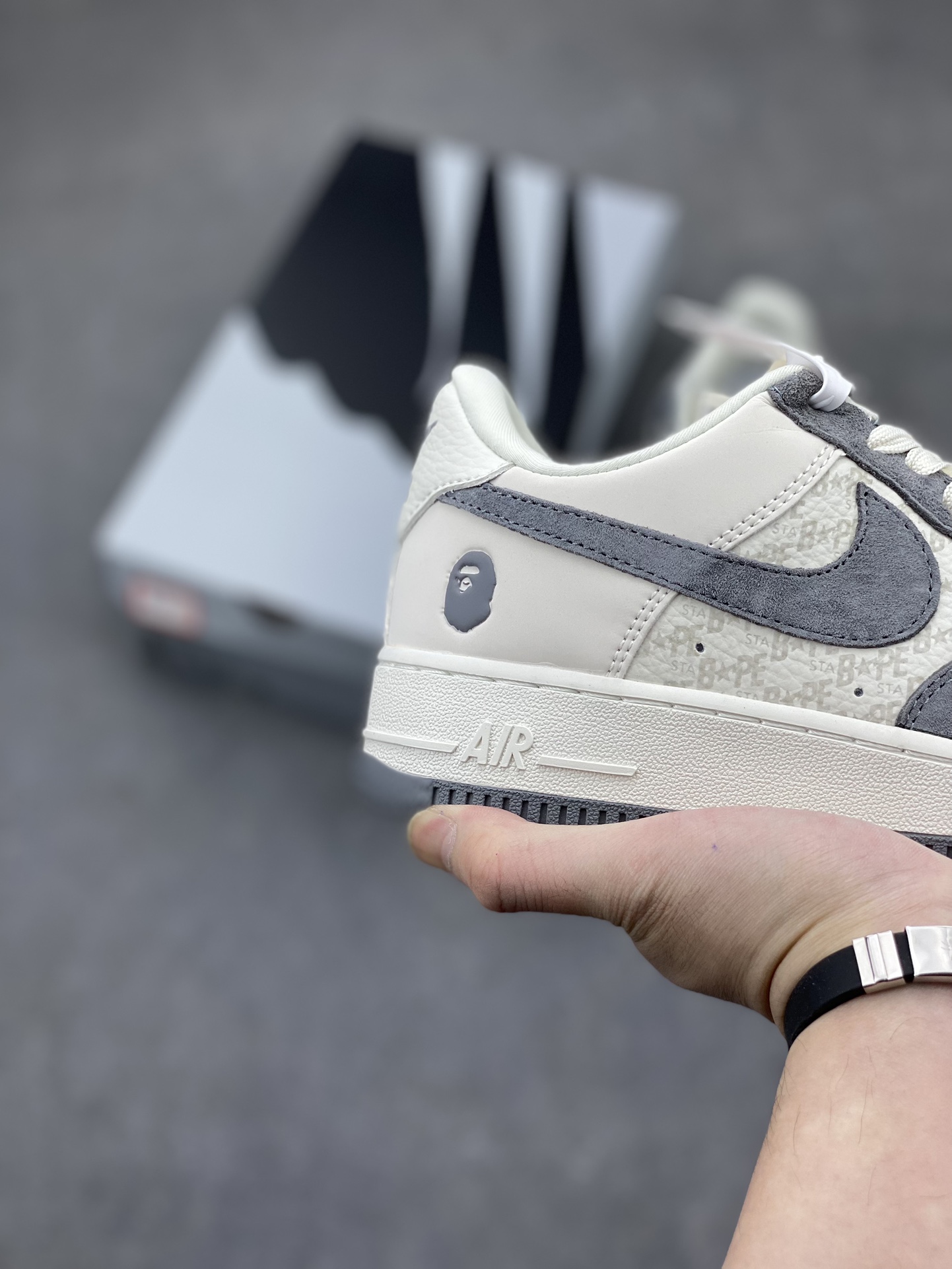 Nike Air Force 1 '07 Low BAPE Collaboration - Ivory/Grey Sneakers 6 i1712604273 4540 8