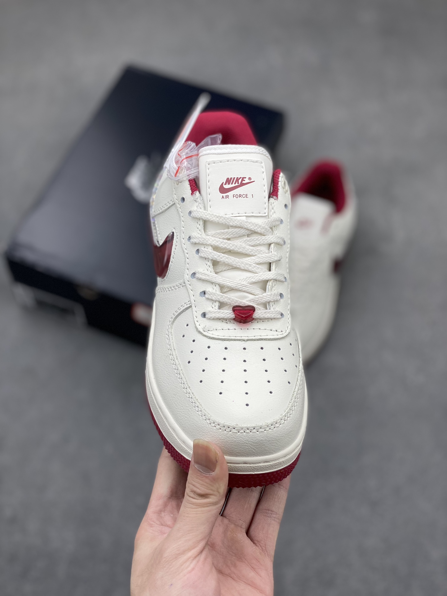 Nike Air Force 1 '07 Low Valentine's Day Edition - Style FZ5068-161 3 i1712604433 4995 2
