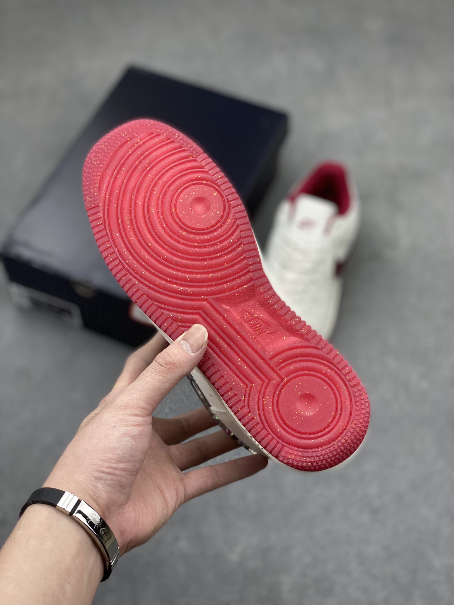 Nike Air Force 1 '07 Low Valentine's Day Edition - Style FZ5068-161 7 i1712604433 5491 6