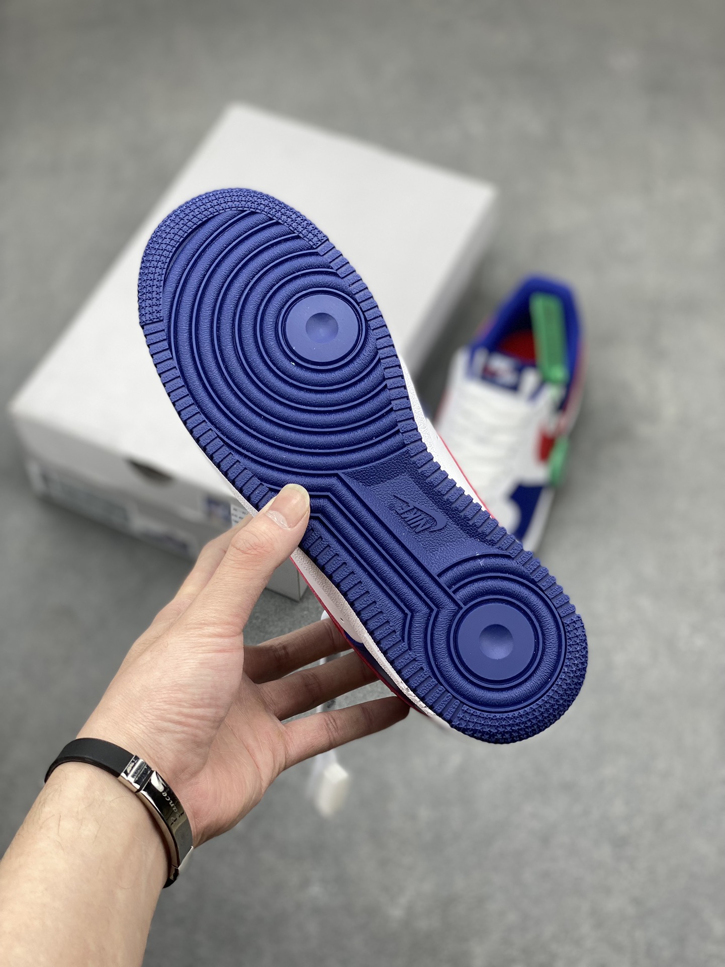 Nike Air Force 1 Low 'Independence Day' Edition - Iconic Style & Comfort 7 i1712699428 3910 7