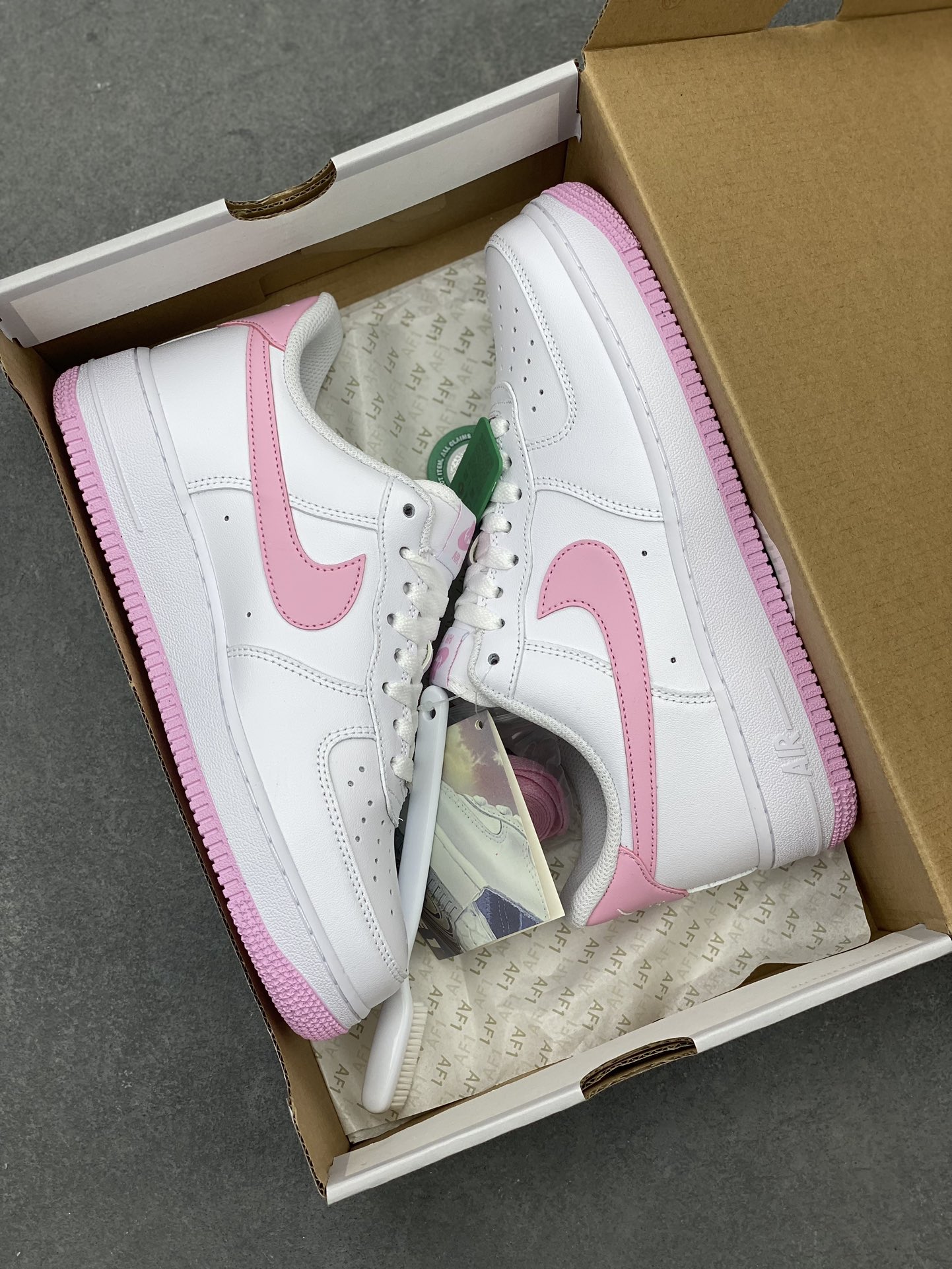 Nike Air Force 1 Low White/Pink (FJ4146-101) - Iconic Style & Comfort 10 i1712777167 5951 0