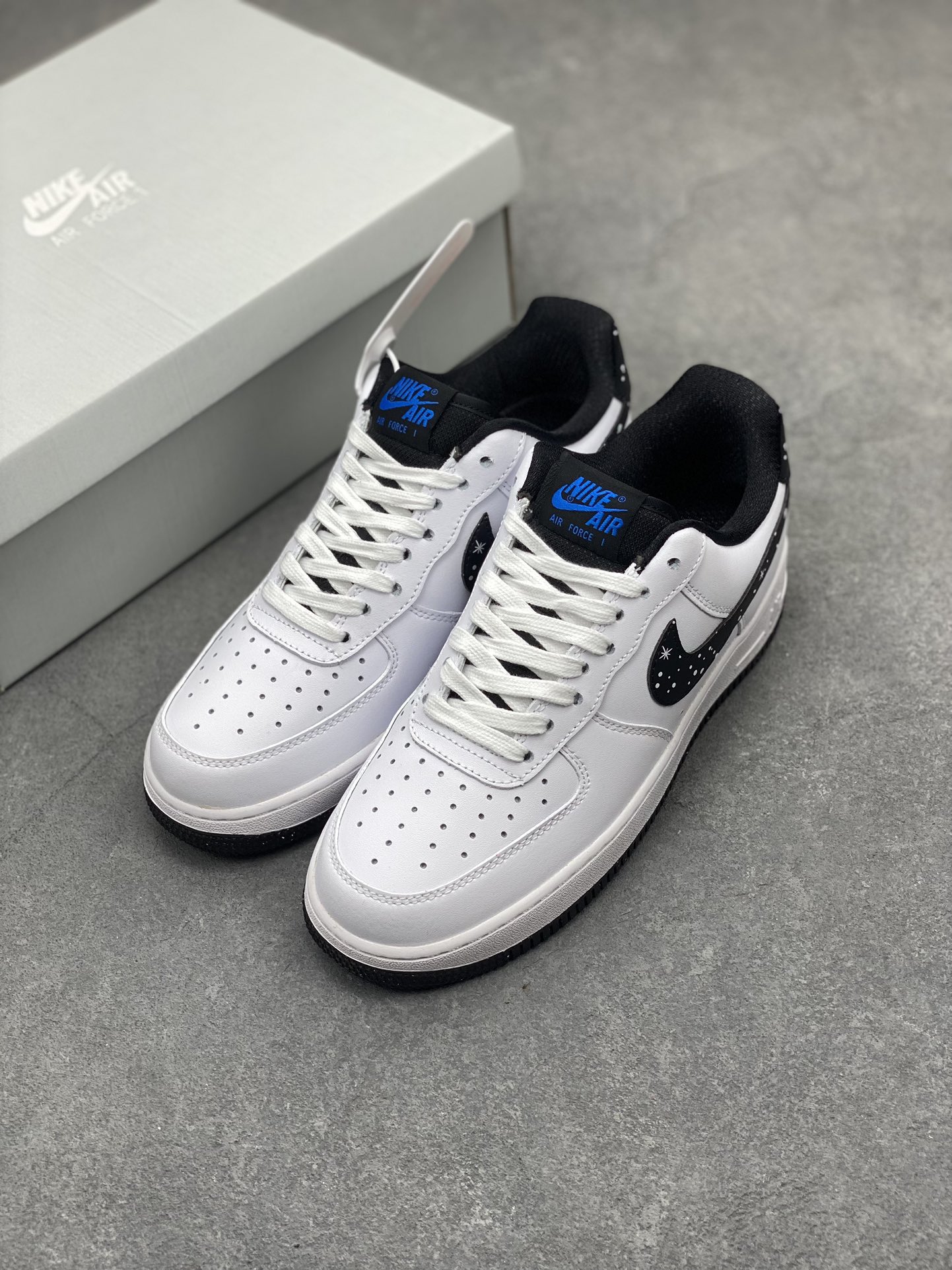 Nike Air Force 1 Low White/Black Sneakers - Original Quality, Comfortable Fit 9 i1712866315 1171 7
