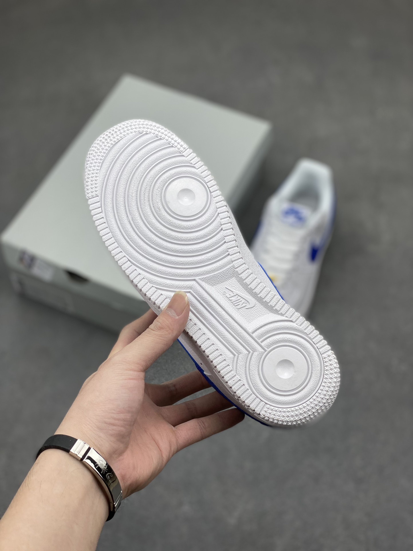 Nike Air Force 1 Low White Hyper Royal Men's Shoes DM2845-100 7 i1712866391 9423 8