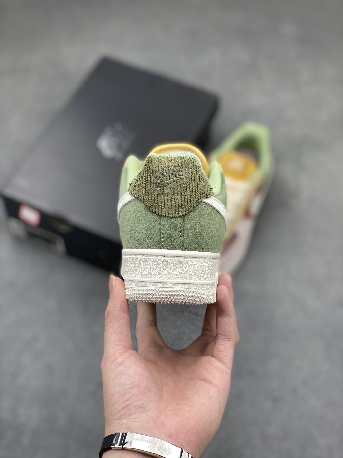 Nike Air Force 1 Low Casual Sneakers - Versatile & Comfortable 5 i1712942764 2774 5