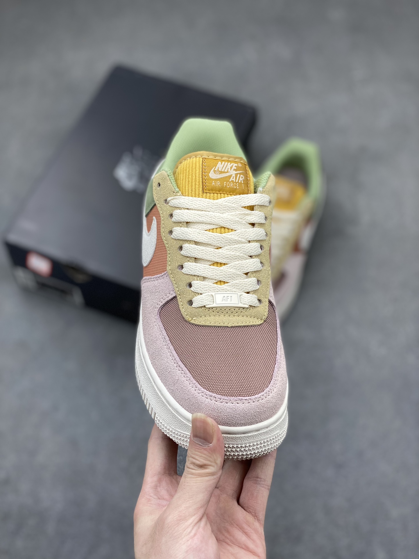 Nike Air Force 1 Low Casual Sneakers - Versatile & Comfortable 3 i1712942764 6482 4