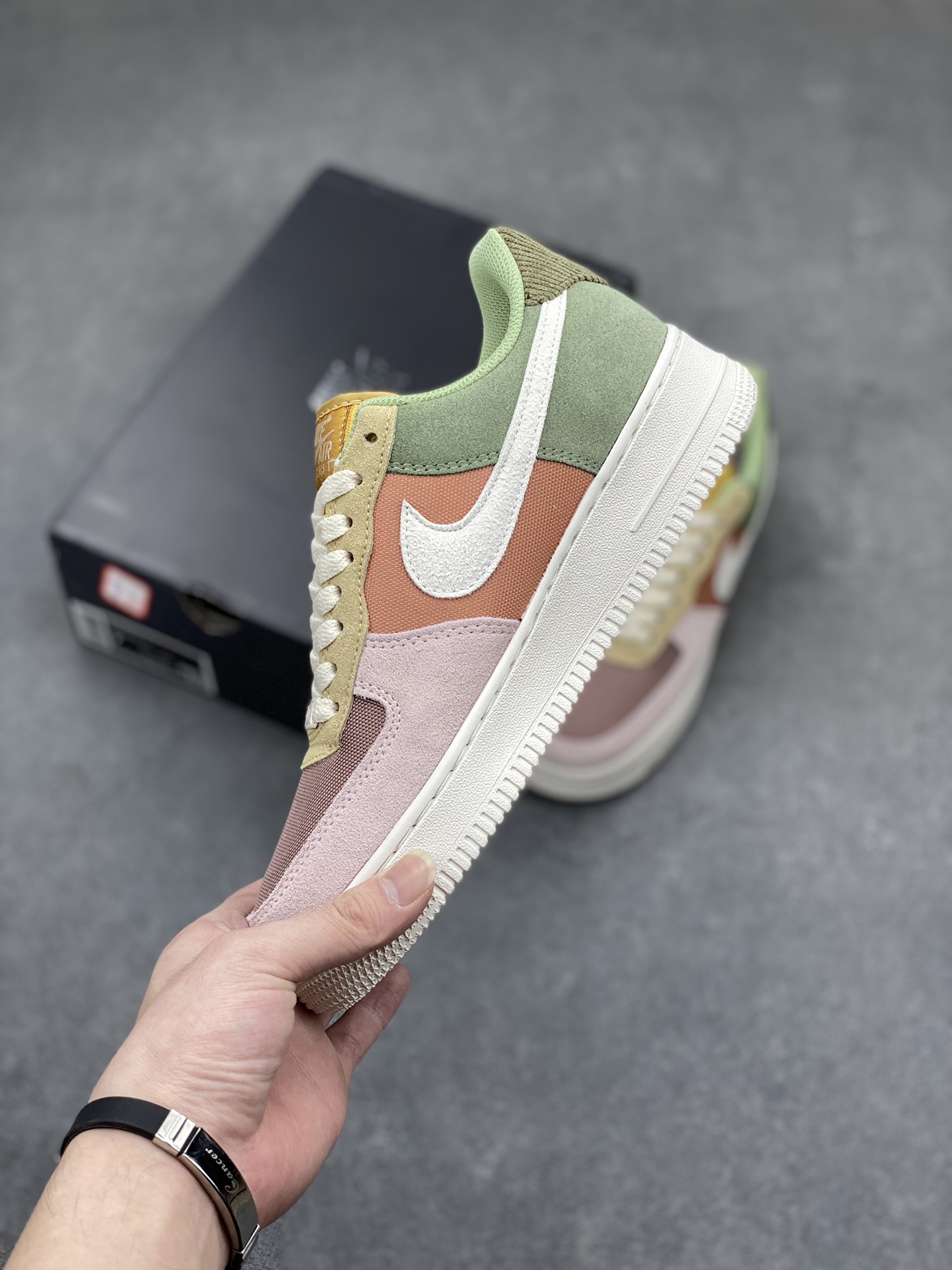 Nike Air Force 1 Low Casual Sneakers - Versatile & Comfortable 4 i1712942764 7930 3