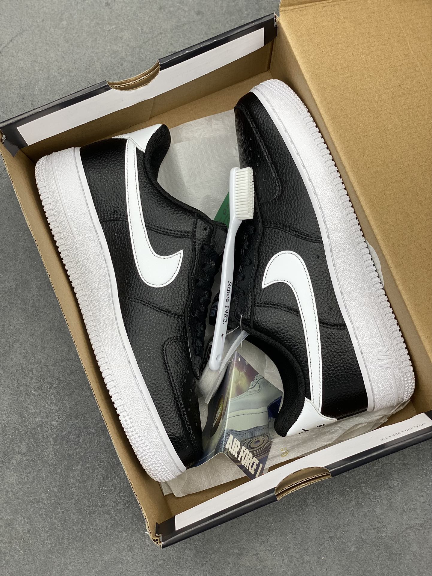 Nike Air Force 1 Low Black/White Leather Athletic Shoes CT2302-002 10 i1713031144 62 8