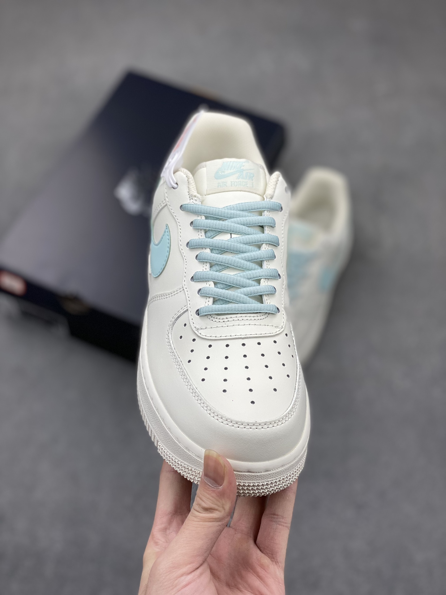 Nike Air Force 1 Low CQ5059-226 with Air Cushion and Original Accessories 3 i1713031351 1232 5