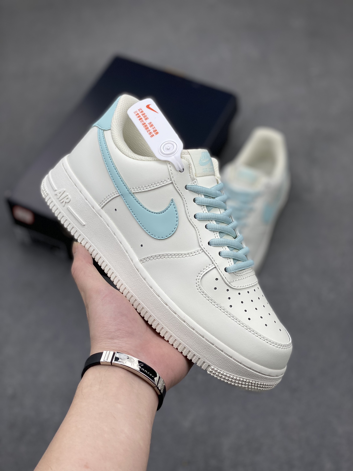 Nike Air Force 1 Low CQ5059-226 with Air Cushion and Original Accessories 2 i1713031351 903 1