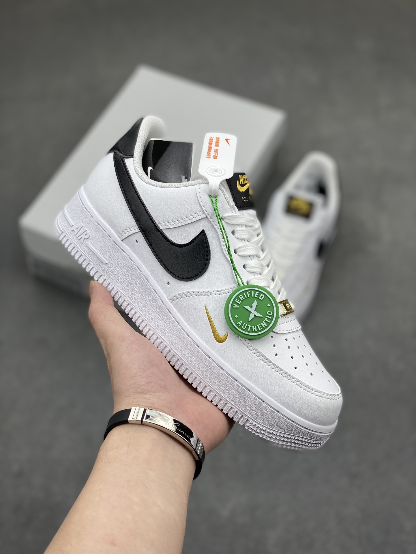 Nike Air Force 1 Low '07: Iconic Style & Comfort - Premium Leather Sneakers 2 i1713031559 8699 1