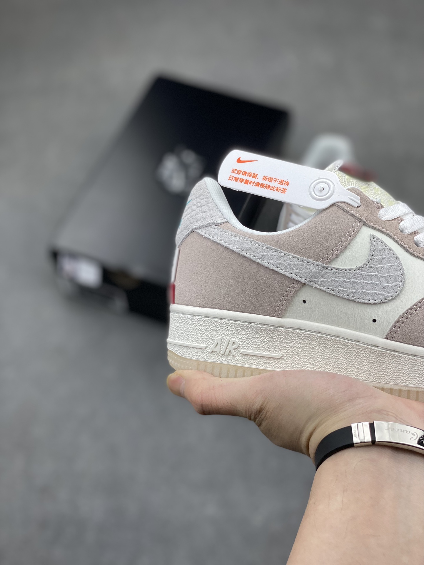 Nike Air Force 1 '07 Low Dragon Year - Premium Comfort & Style 6 i1713119224 2022 3