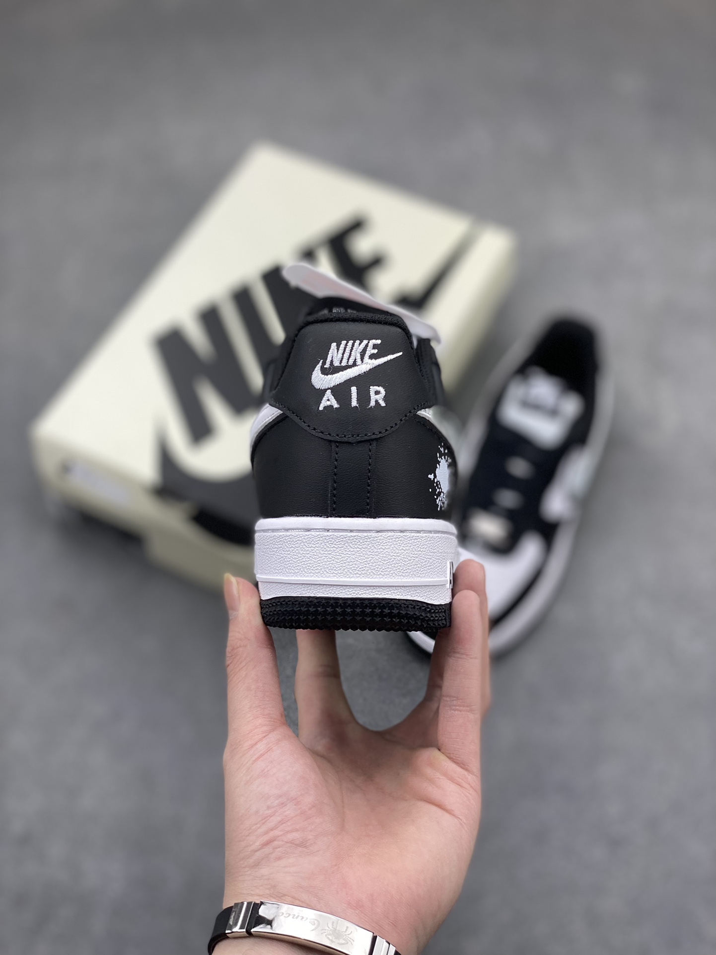 Nike Air Force 1 '07 Low Black White Casual Sneakers DV0788-002 5 i1713119358 6720 6