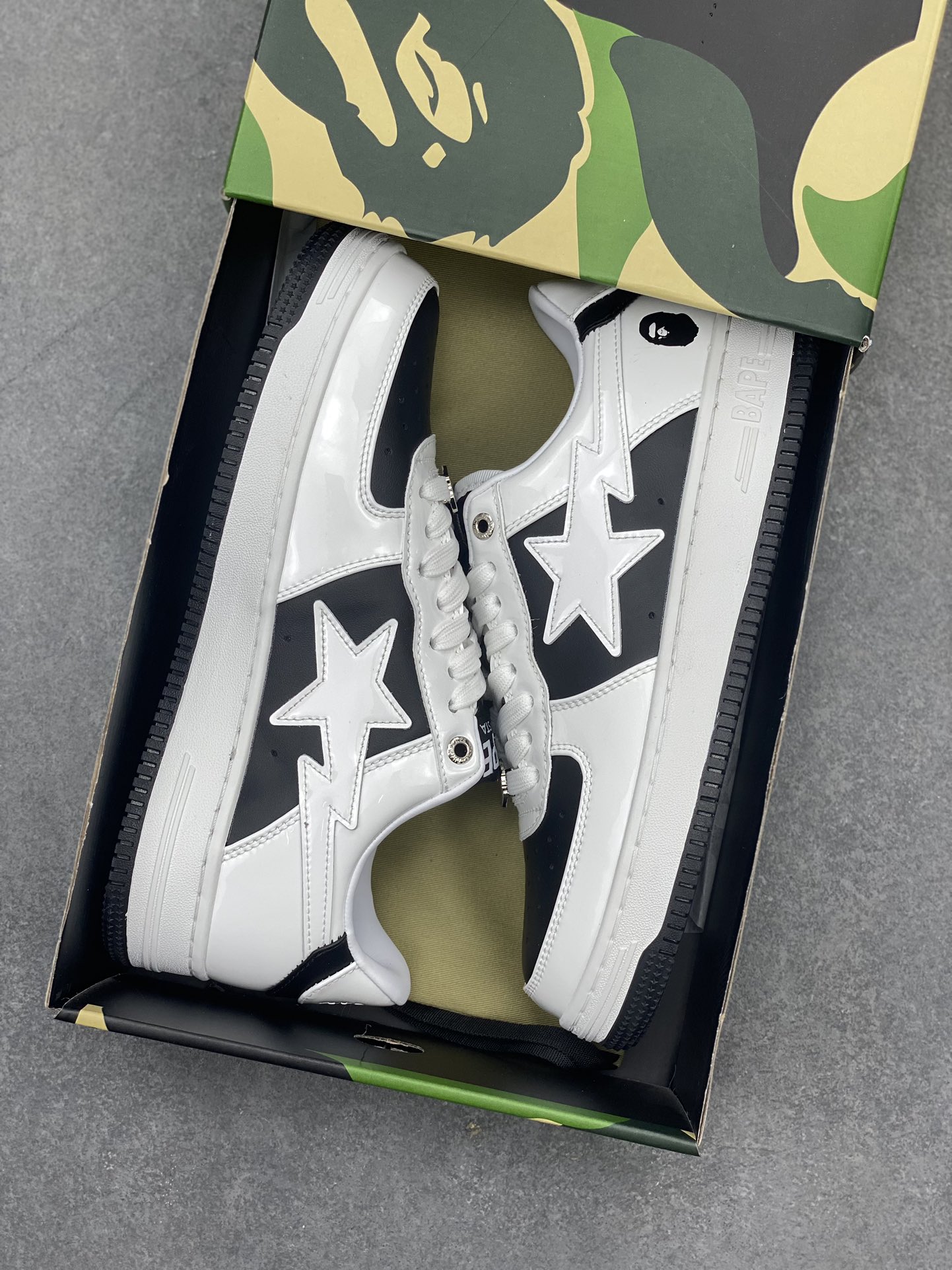 Bape Sk8 Sta To Nigo Low-Top Sneakers - Classic Style & Comfort 10 i1713211278 3085 3