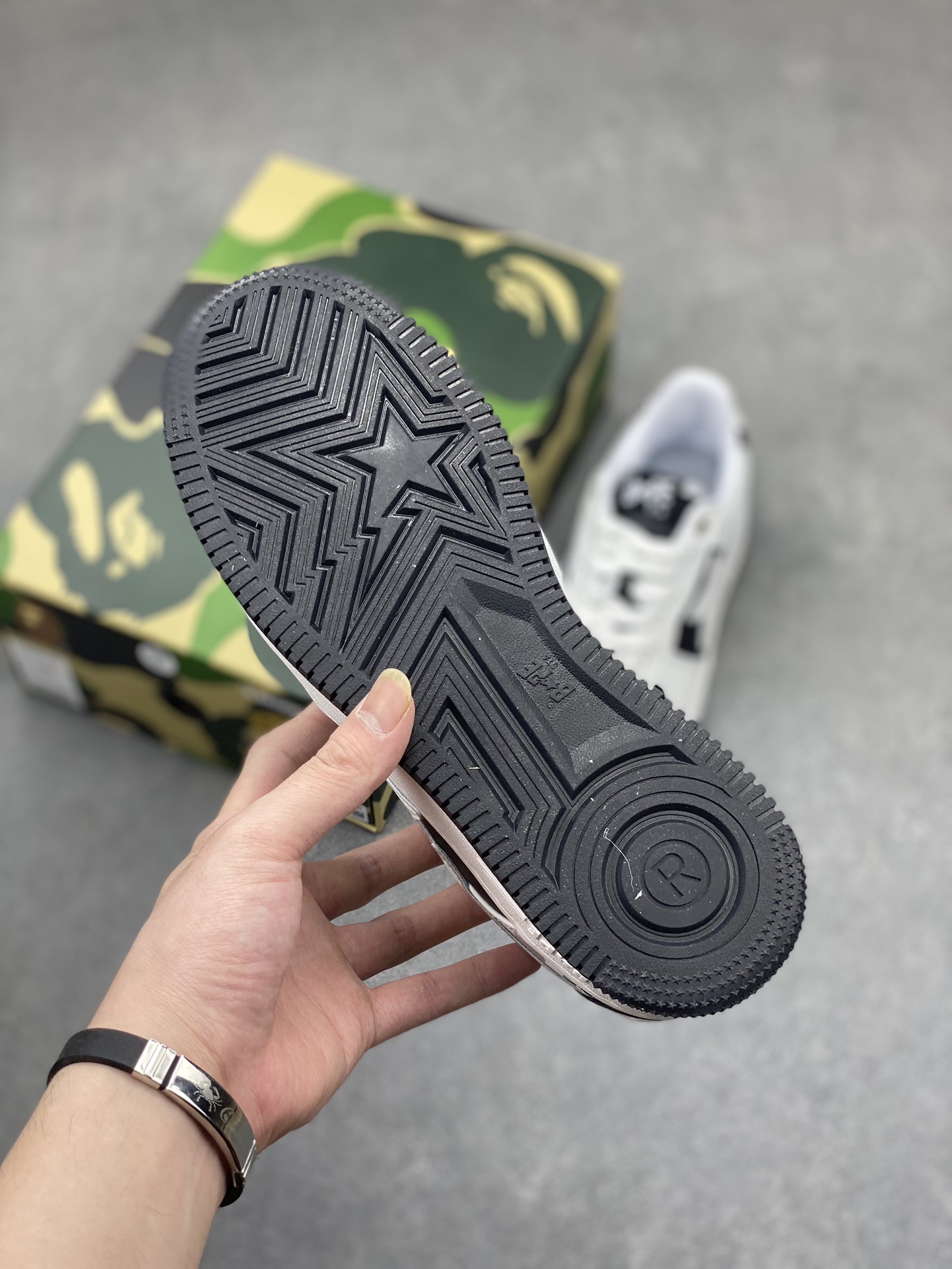 Bape Sk8 Sta To Nigo Low-Top Sneakers - Classic Style & Comfort 7 i1713211278 5042 6
