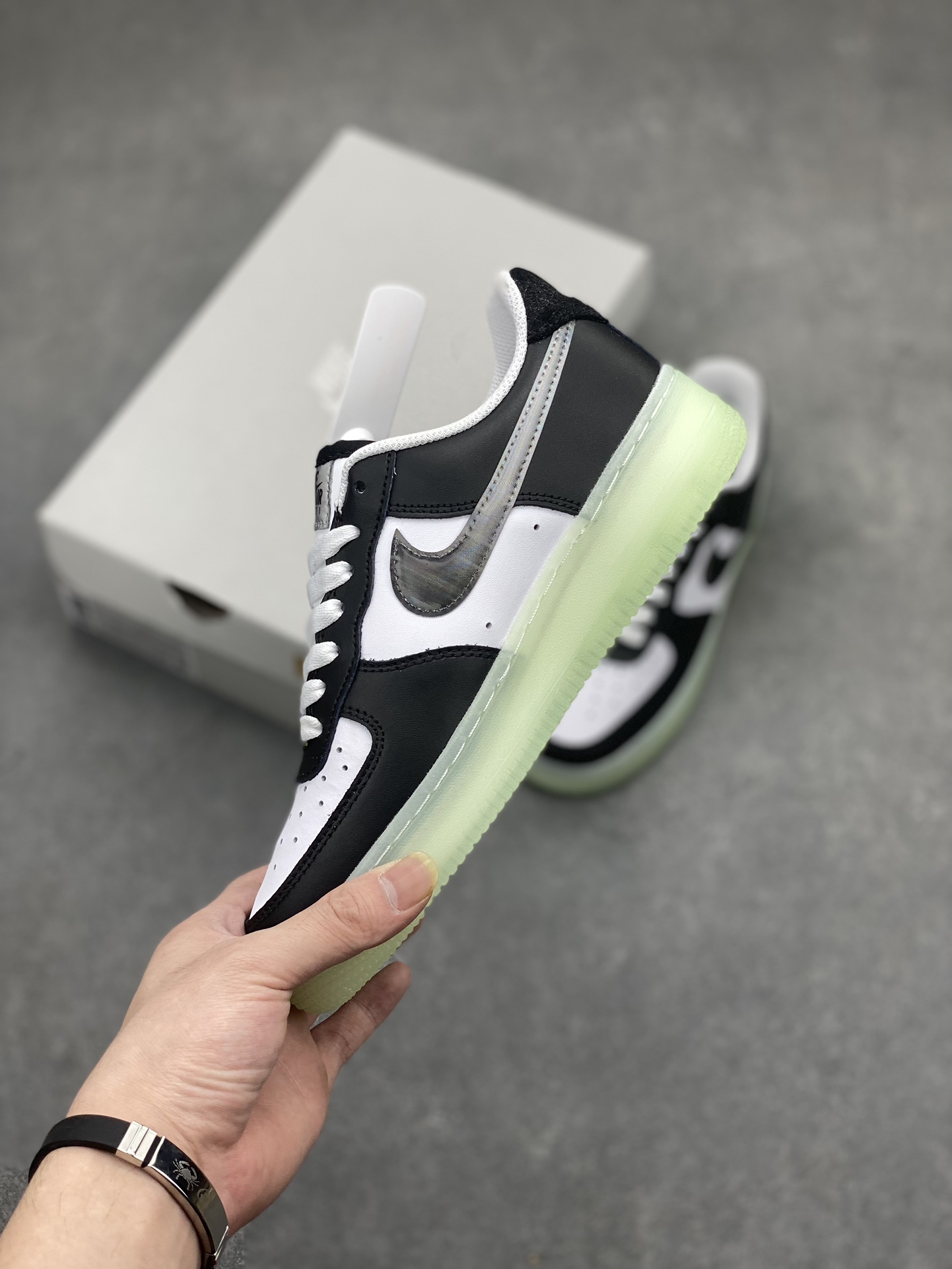 Nike Air Force 1 '07 Low Black/White Casual Shoes FZ5529-103 4 i1713211334 7082 7