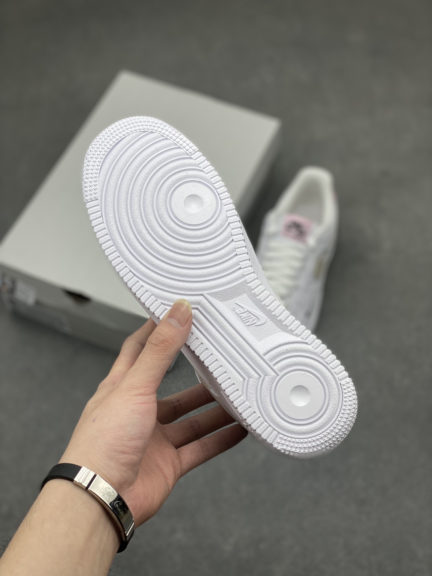 Nike Air Force 1 '07 Low White/Pink Women's Sneaker HF9992-100 7 i1713296473 2869 0