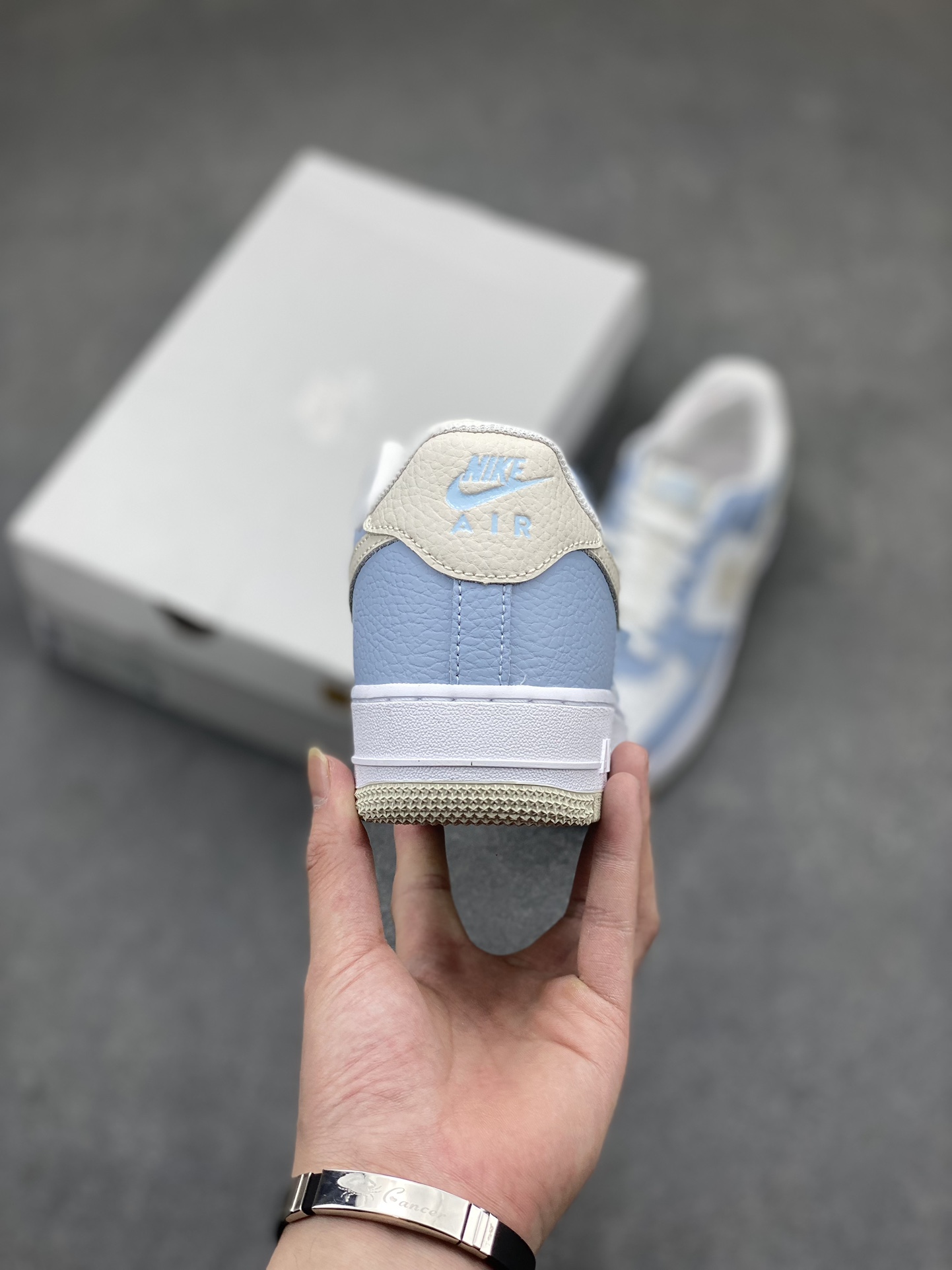 Nike Air Force 1 '07 Low Blue/White Casual Sneakers HF0022-400 5 i1713296931 9766 4