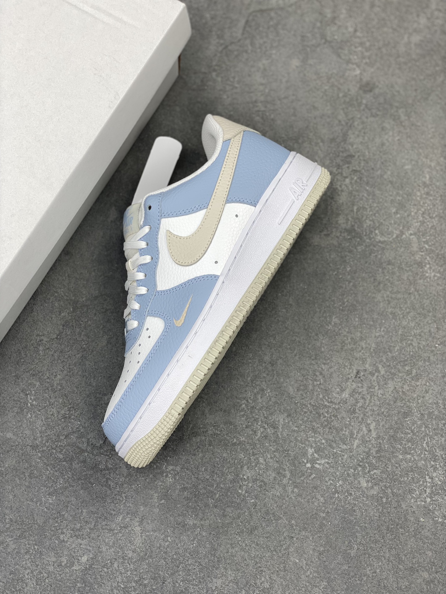 Nike Air Force 1 '07 Low Blue/White Casual Sneakers HF0022-400 8 i1713296942 4577 0