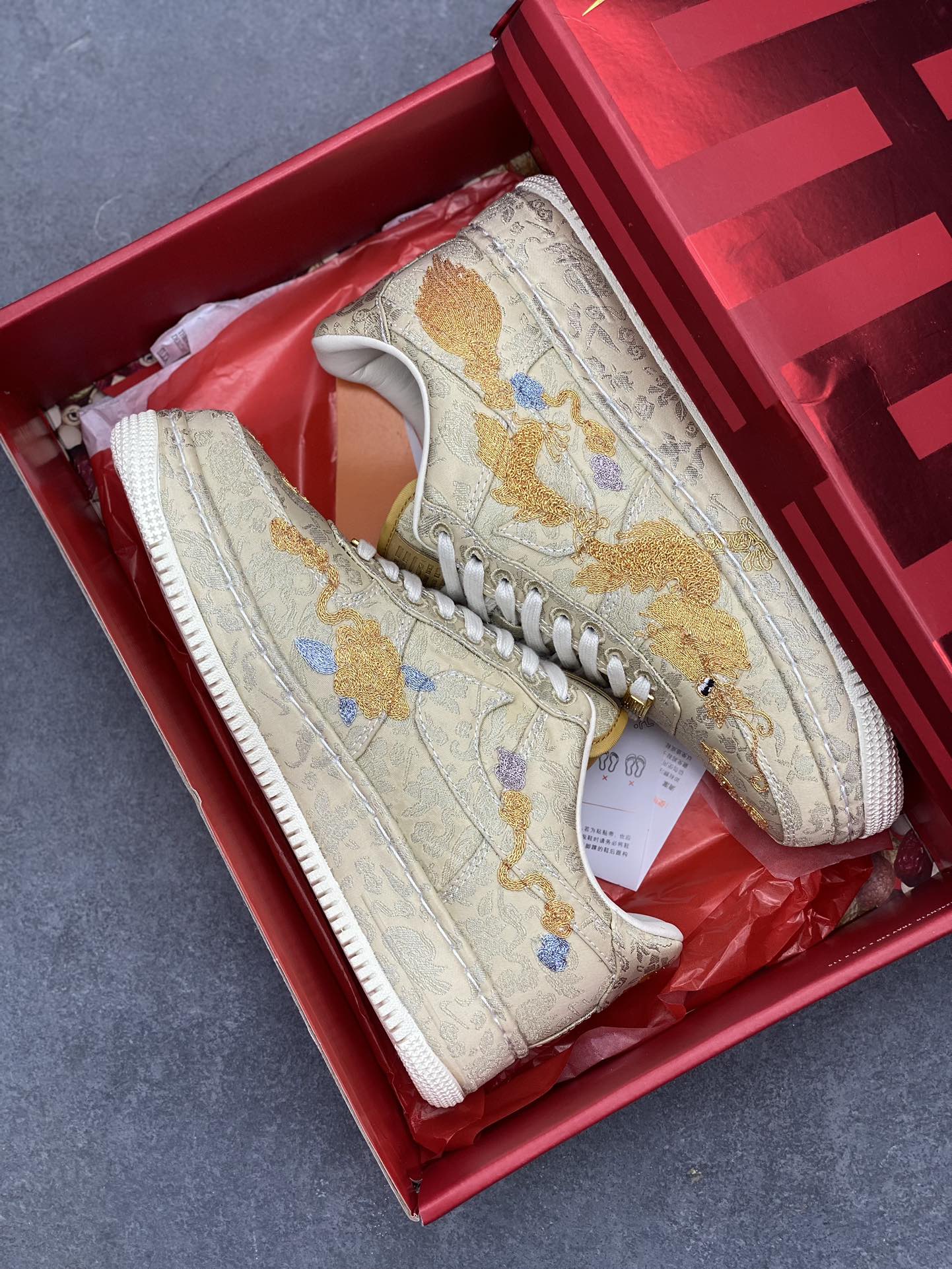Nike Air Force 1 Low "Dragon and Phoenix" Casual Sneakers HJ4285-777 10 i1713386888 5377 0