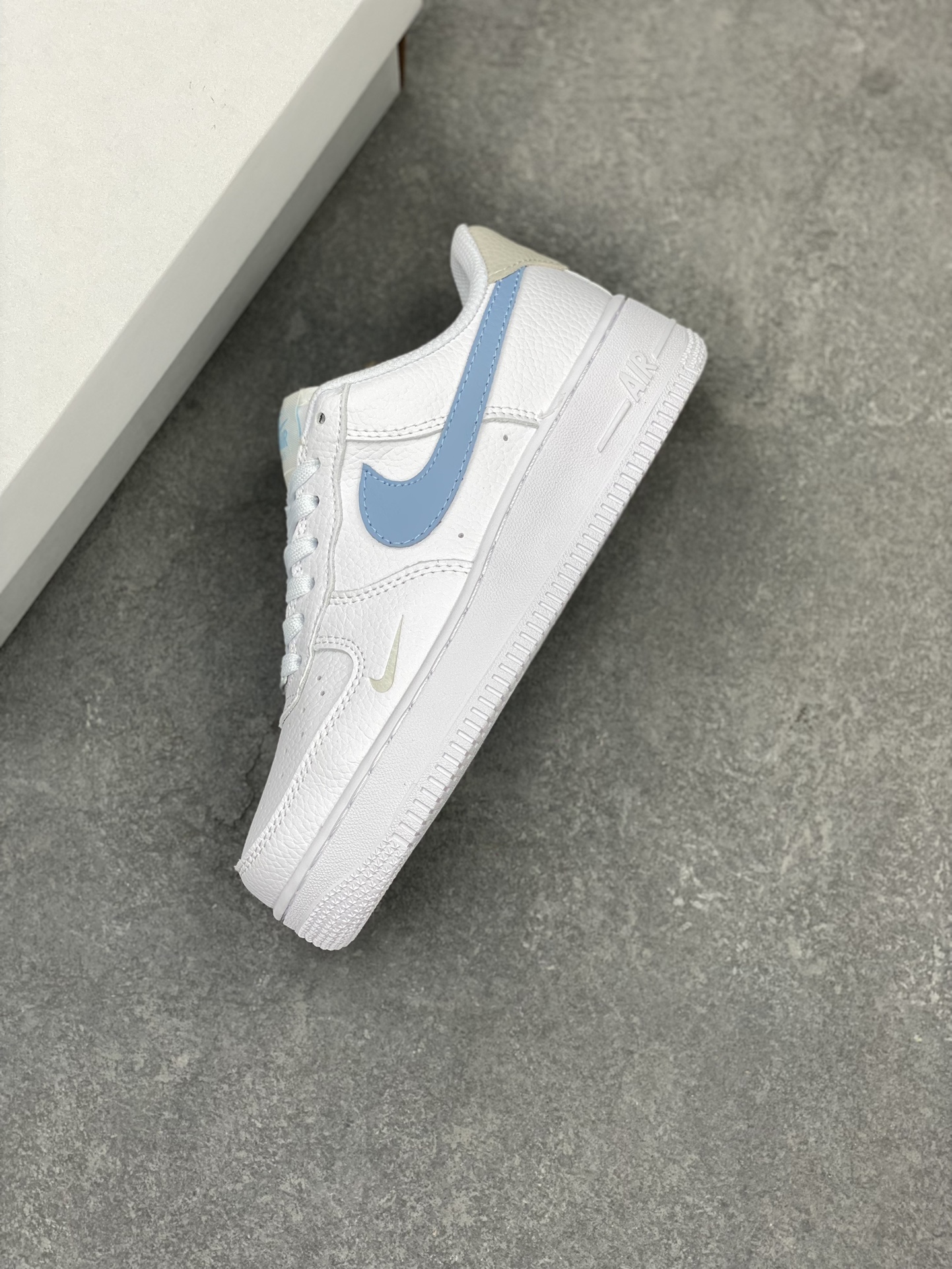Nike Air Force 1 '07 Low White/Blue Casual Sneakers HF0022-100 8 i1713387005 9158 0
