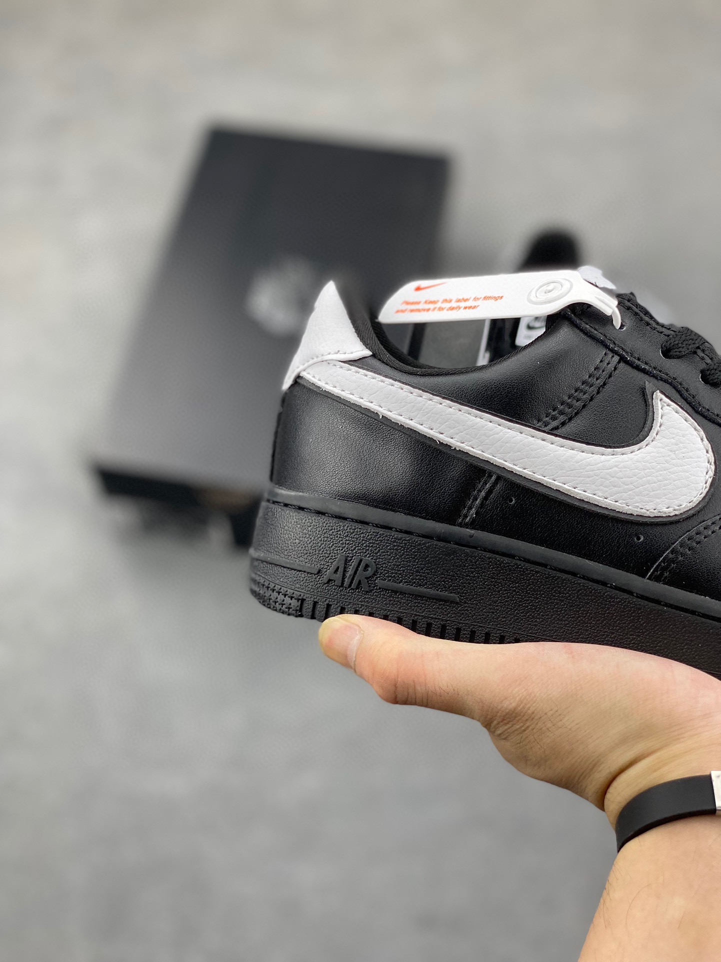Nike Air Force 1 '07 Low-Top Sneakers - Black/White, Versatile & Comfortable 5 i1713474446 1395 0