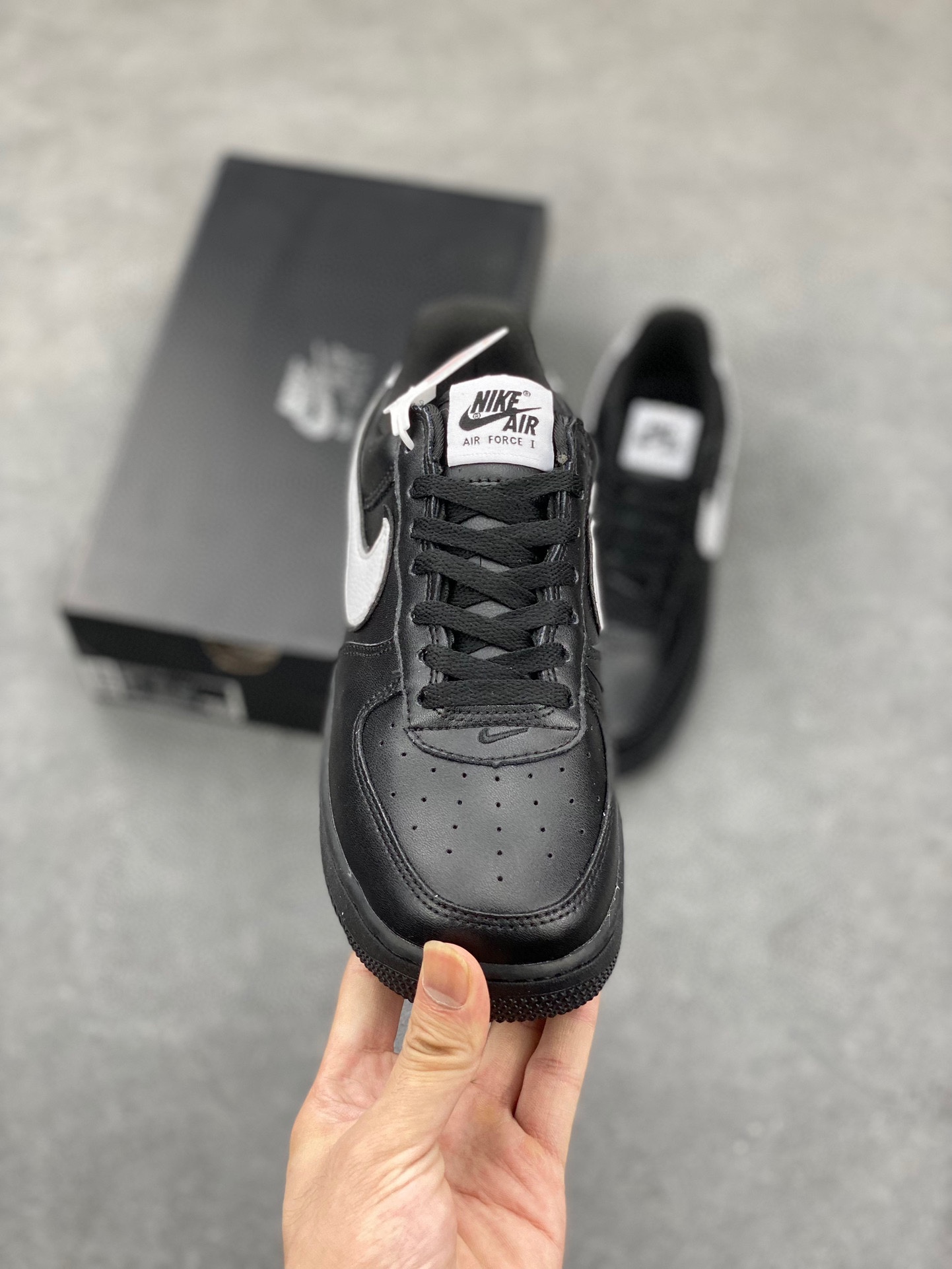 Nike Air Force 1 '07 Low-Top Sneakers - Black/White, Versatile & Comfortable 3 i1713474447 1206 4