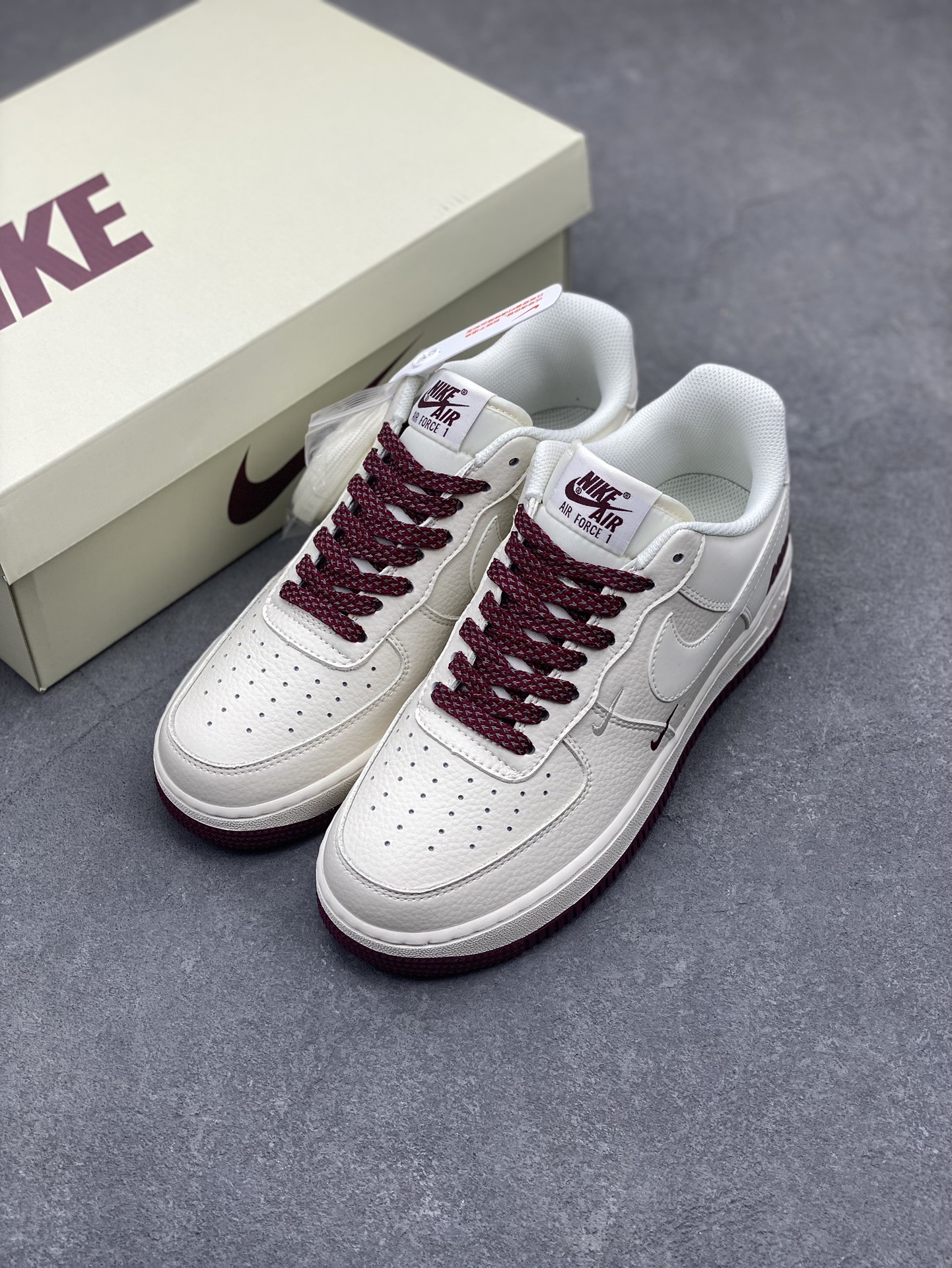 Nike Air Force 1 Low '07 White Burgundy Casual Sneakers 9 i1713551011 3716 0