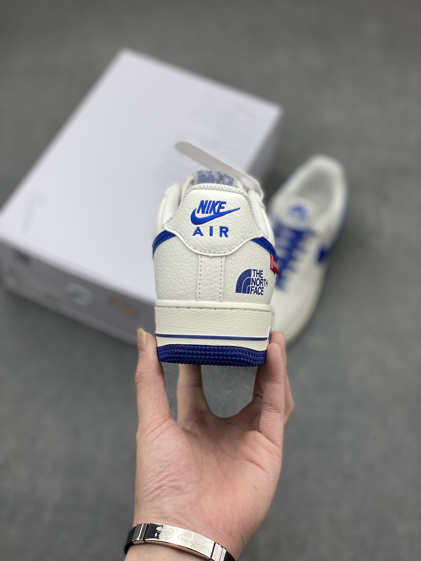 NK Air Force 1 '07 Low White/Blue Customized Leather Casual Shoes 5 i1713551057 1945 0