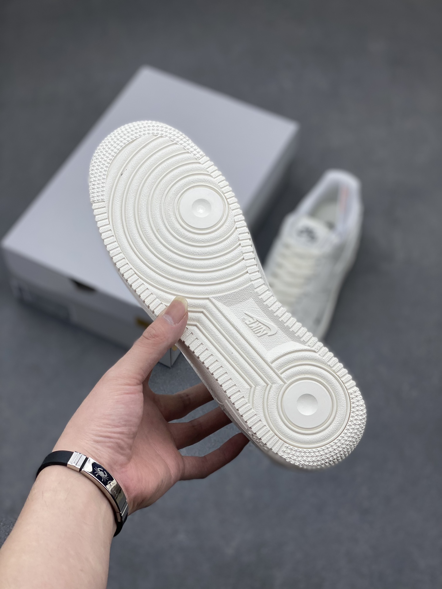 Nike Air Force 1 '07 Low Casual Sneakers - Style HF1058-133 7 i1713551104 8552 0