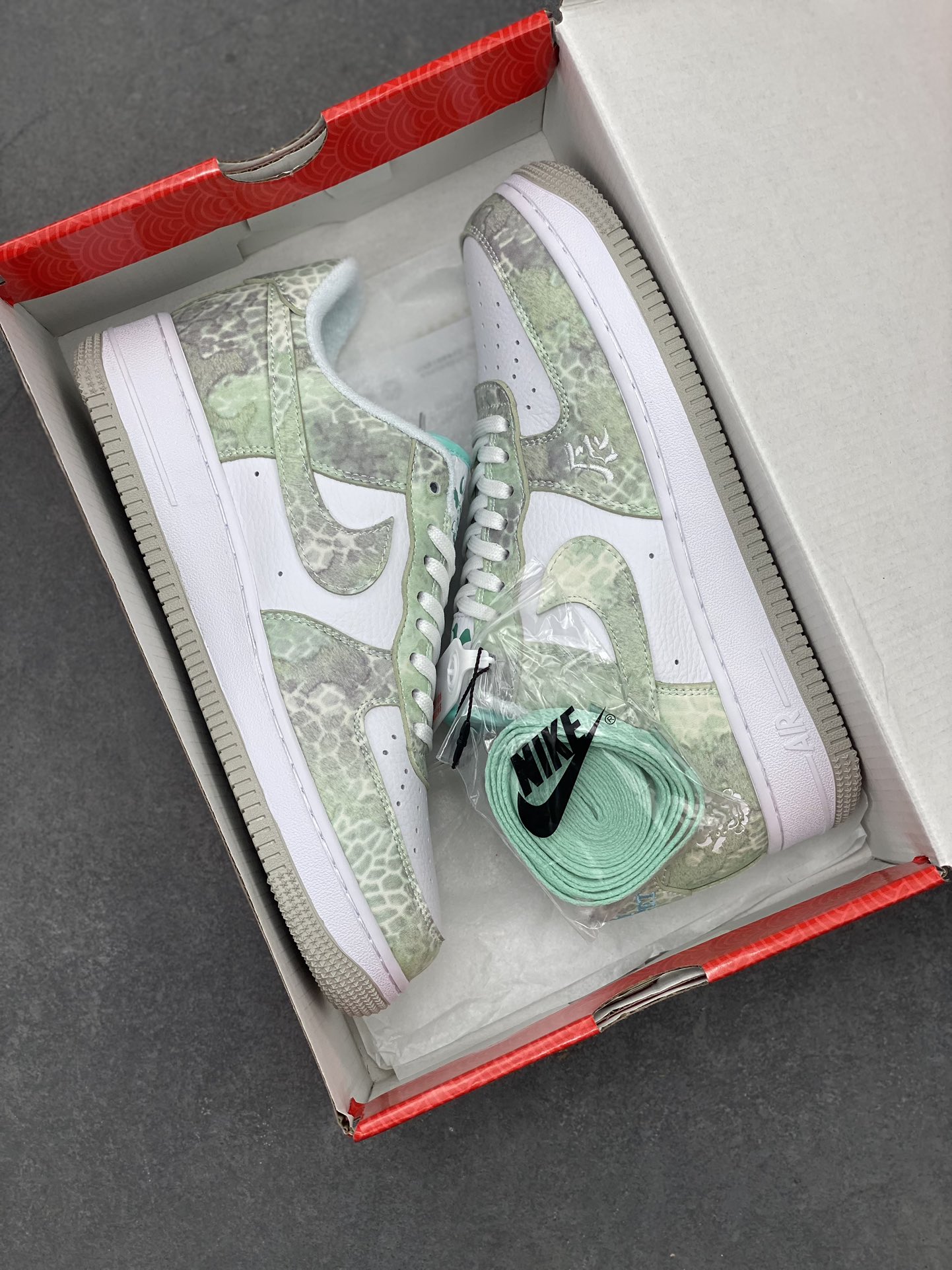 Nike Air Force 1 '07 Low "Year of The Dragon" Limited Edition Sneakers 32 i1713551783 6251 0