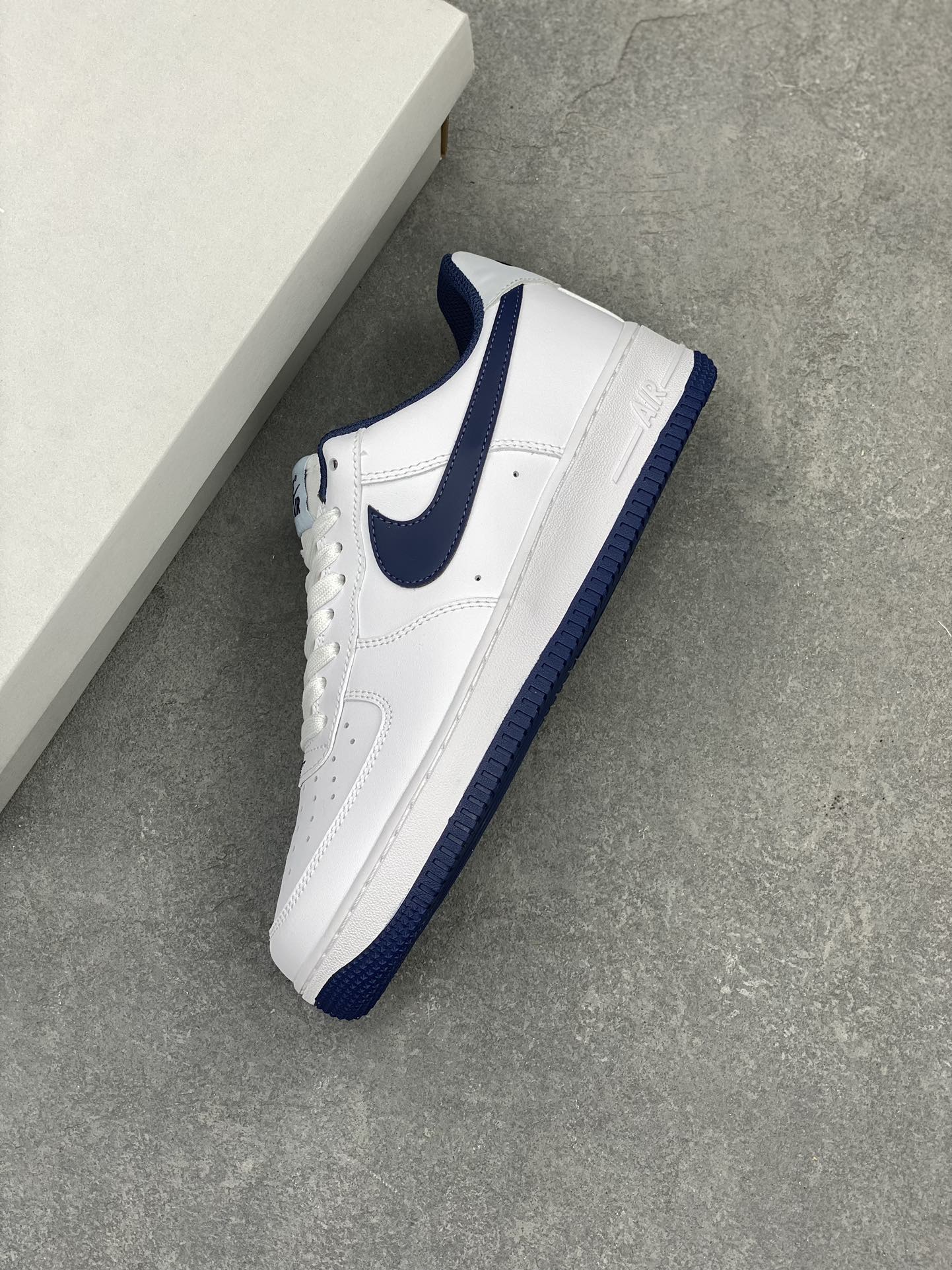Nike Air Force 1 '07 Low White Midnight Navy Men's Shoes FV5948-104 8 i1713637324 7031 5
