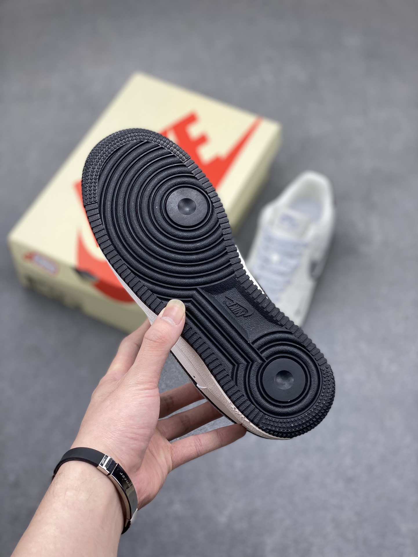 Nike Air Force 1 '07 Low Sneakers - Original Quality & Comfort 7 i1713637496 2332 1